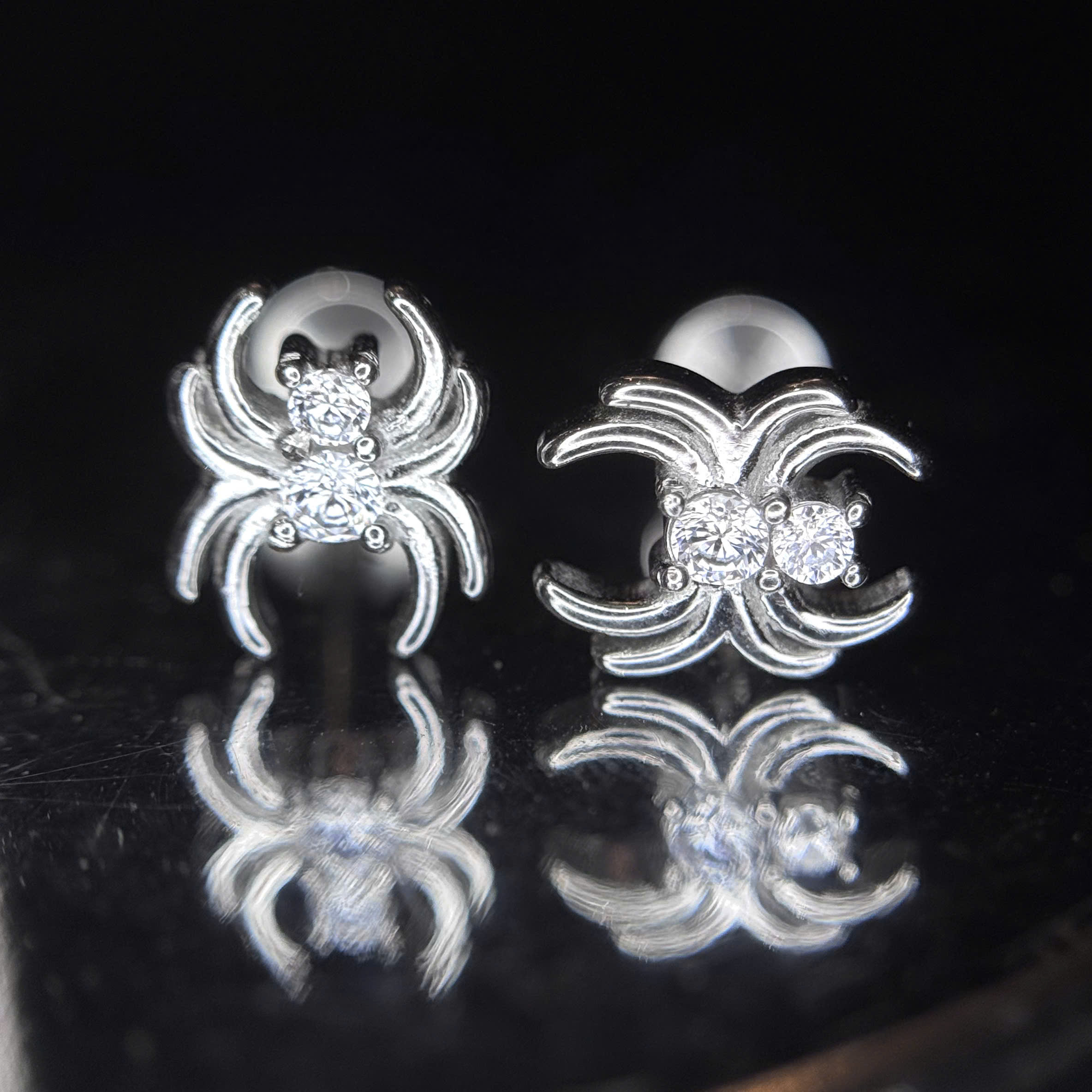 Khuyên kiểu con nhện đính đá dẹt_thumbnail_3