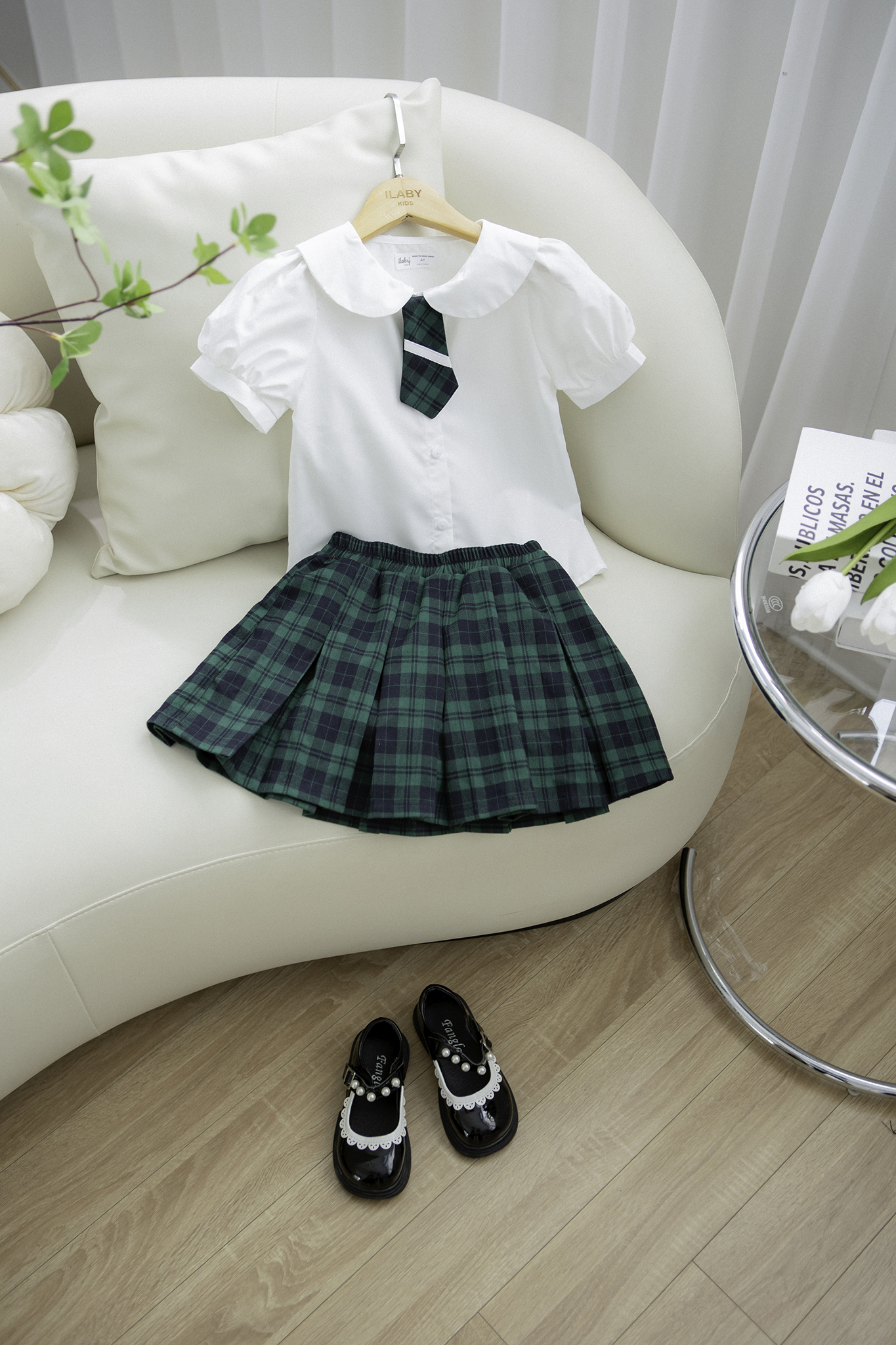 Chân váy kẻ xếp ly kèm cavat_thumbnail_1