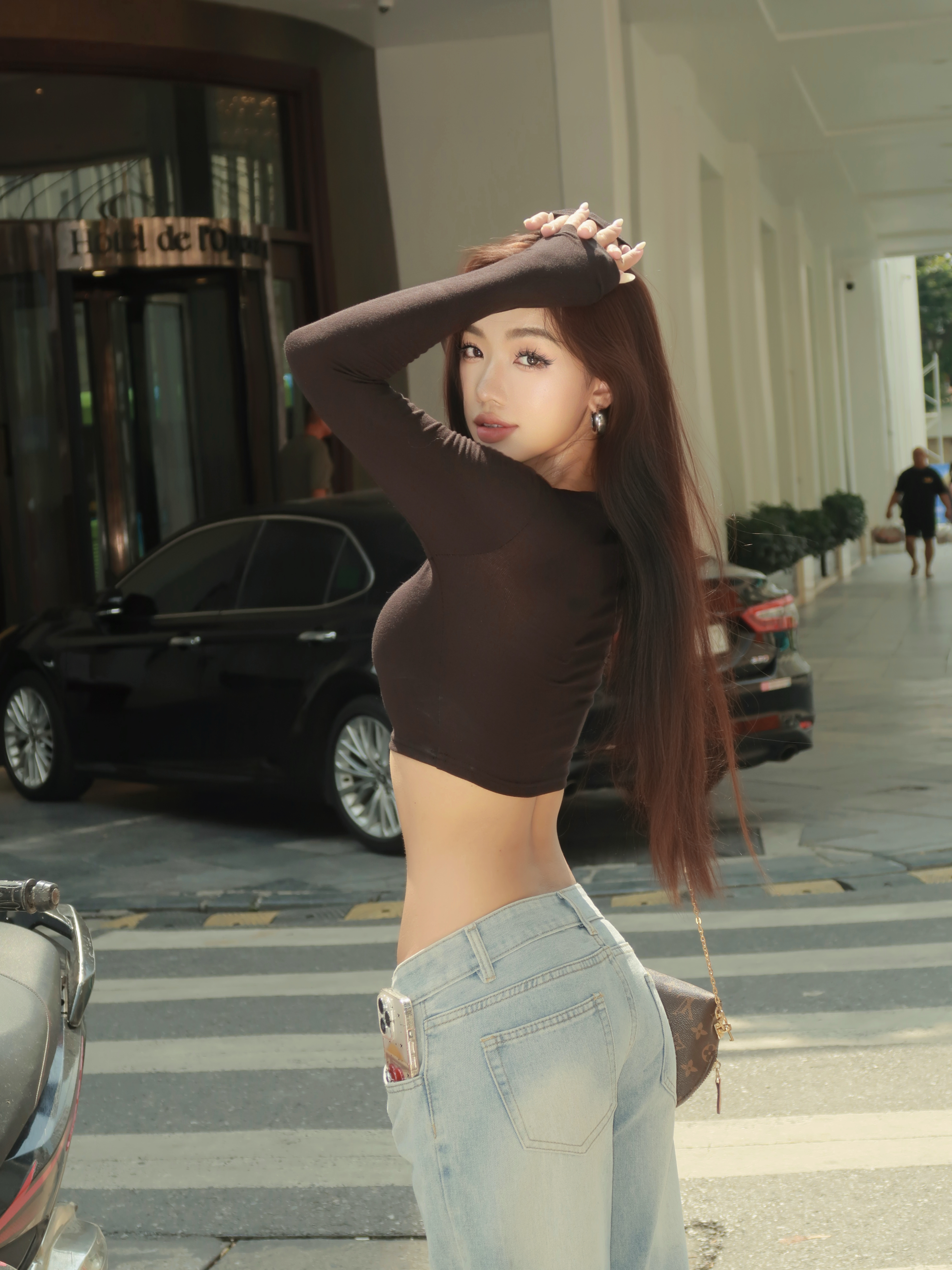 Áo tay dài ôm body croptop Beezy cổ tròn AT00044 vải visco 4 chiều hack dáng mềm mại thoáng mát_thumbnail_5