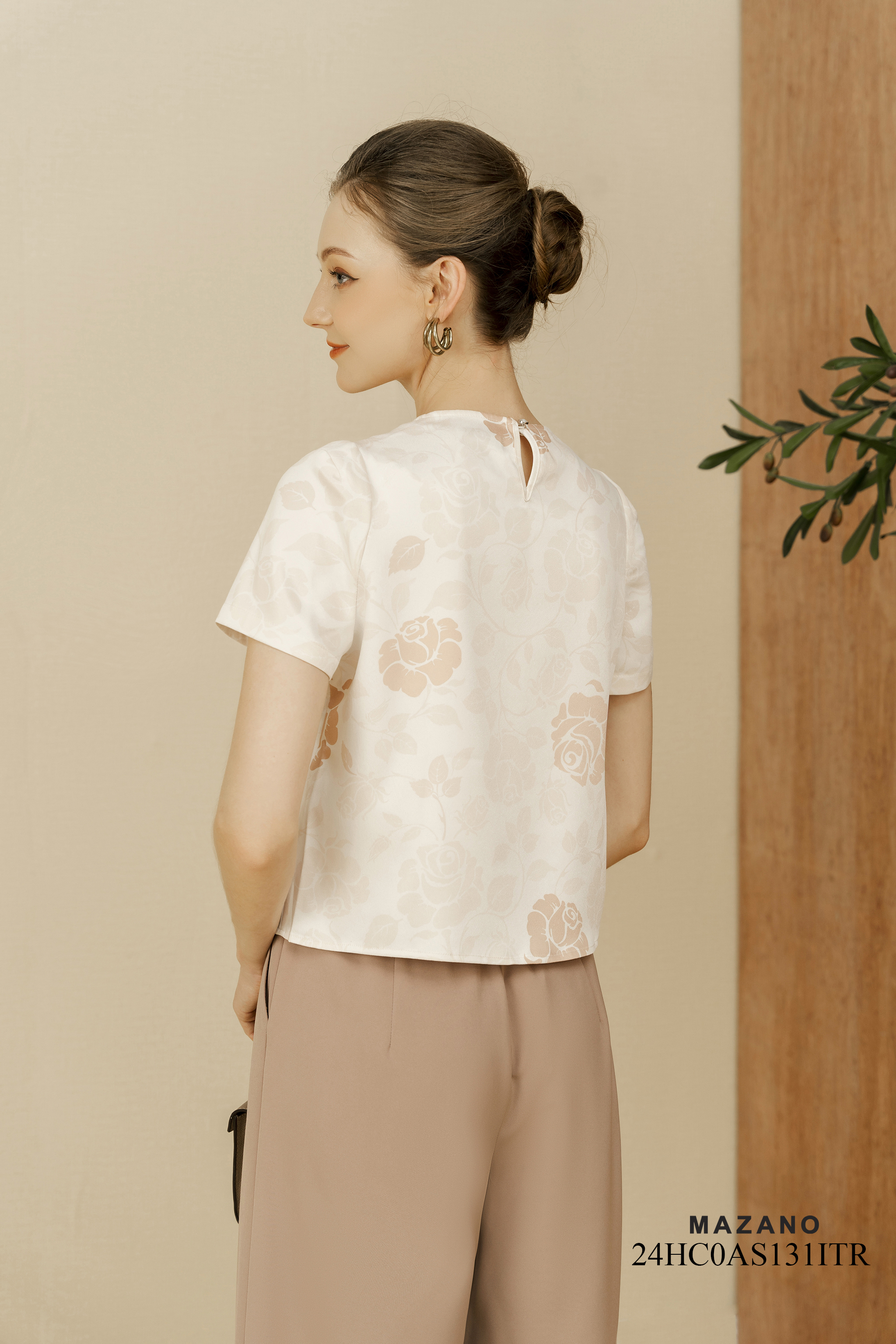 Áo Top ngắn chui đầu Suông Vải thô lụa Họa tiết hoa hồng in chìm Cổ tròn Tay ngắn Dài dưới eo_thumbnail_5