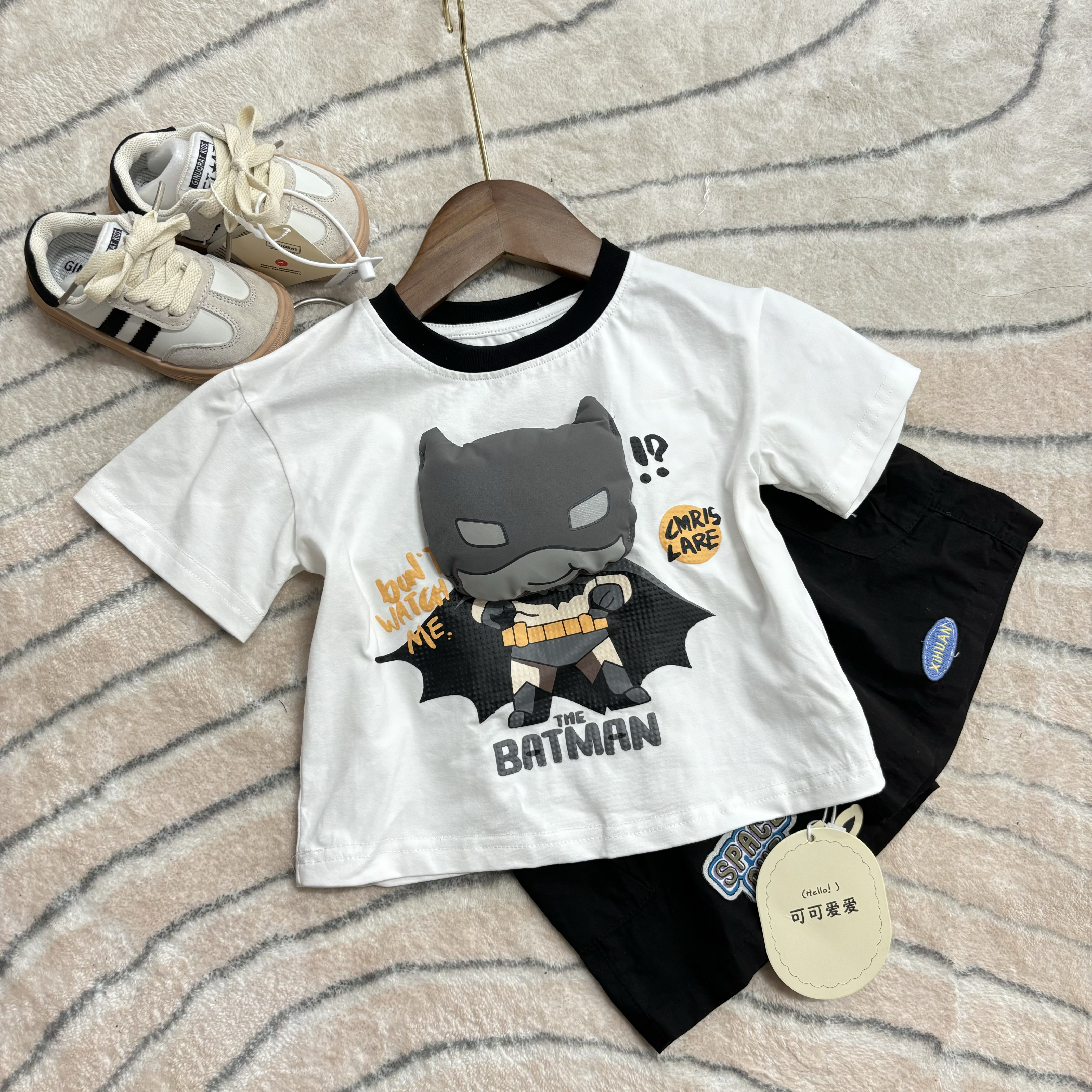 (A22) Áo thun trắng phối cổ đen hình Batman thời trang bé trai mẫu hè 2025 QCCC_thumbnail_4