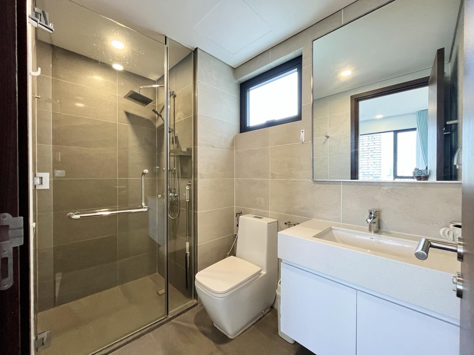 Tin thật 100% - Giá kịch sàn list căn 3PN tại One Verandah với full nội thất thông minh, tầng cao_thumbnail_4