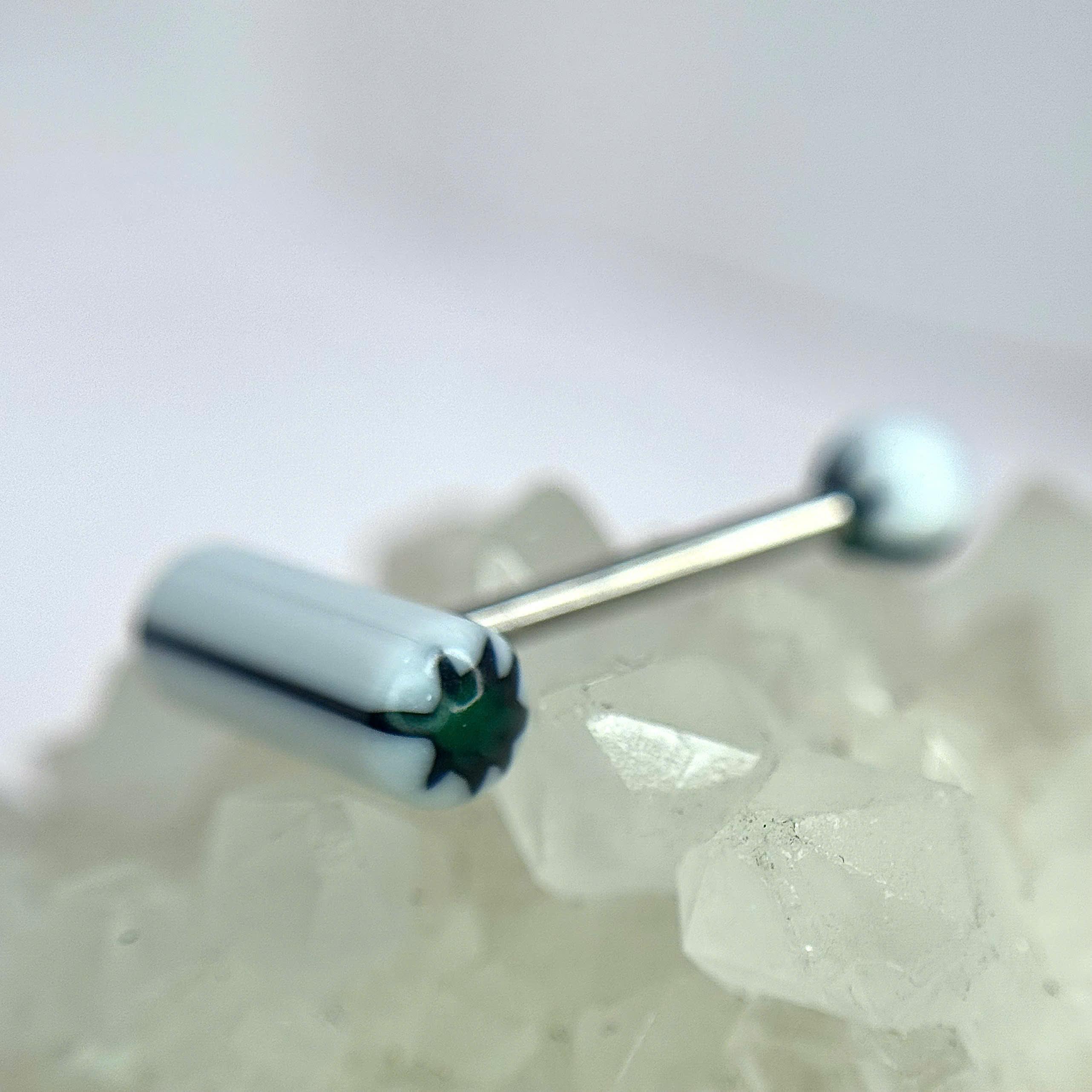 khuyên lưỡi trắng 1 sọc xanh lá đậm, lá xanh_thumbnail_1