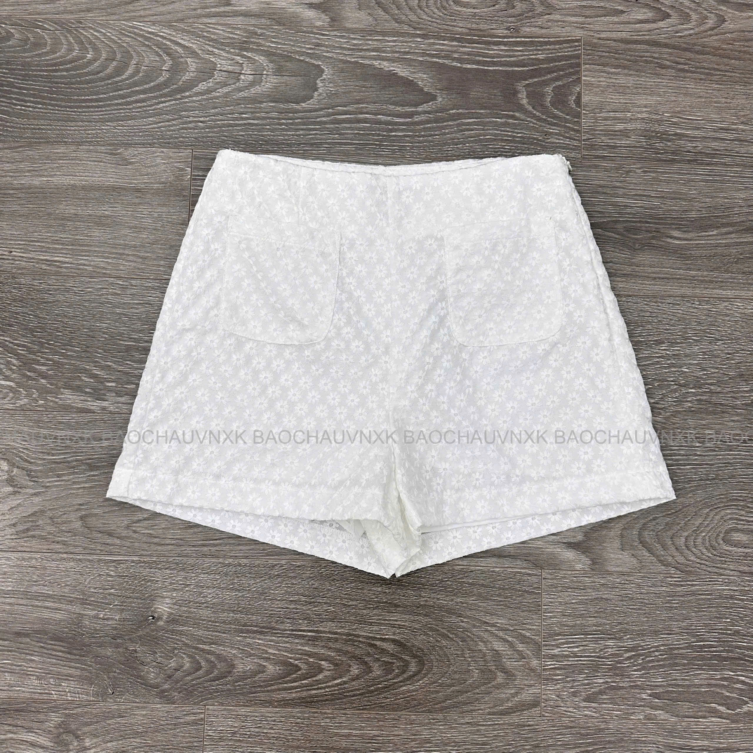 SALE Q35 QUẦN SHORT THÊU TRẮNG_thumbnail_19