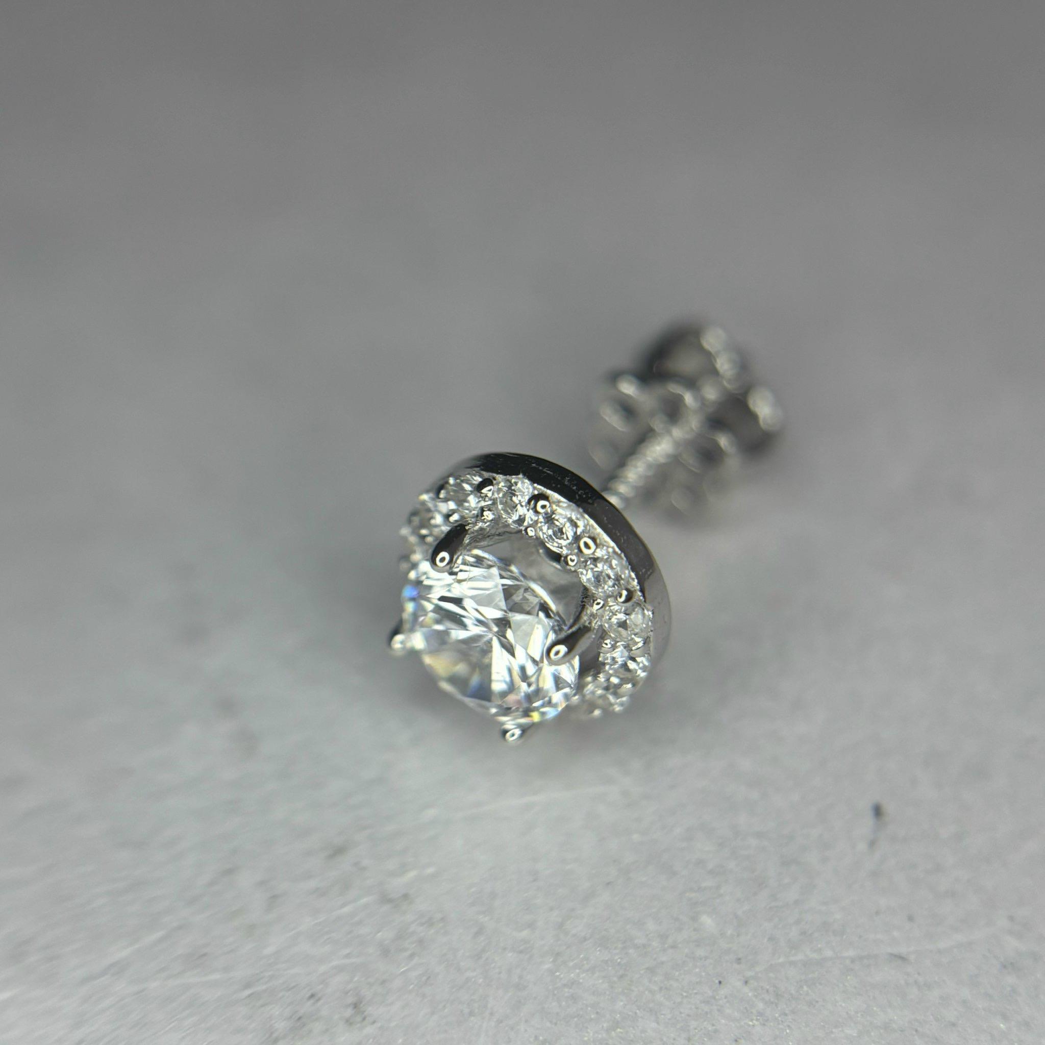 Khuyên kiểu bạc xi bạch kim đá tấm size 7