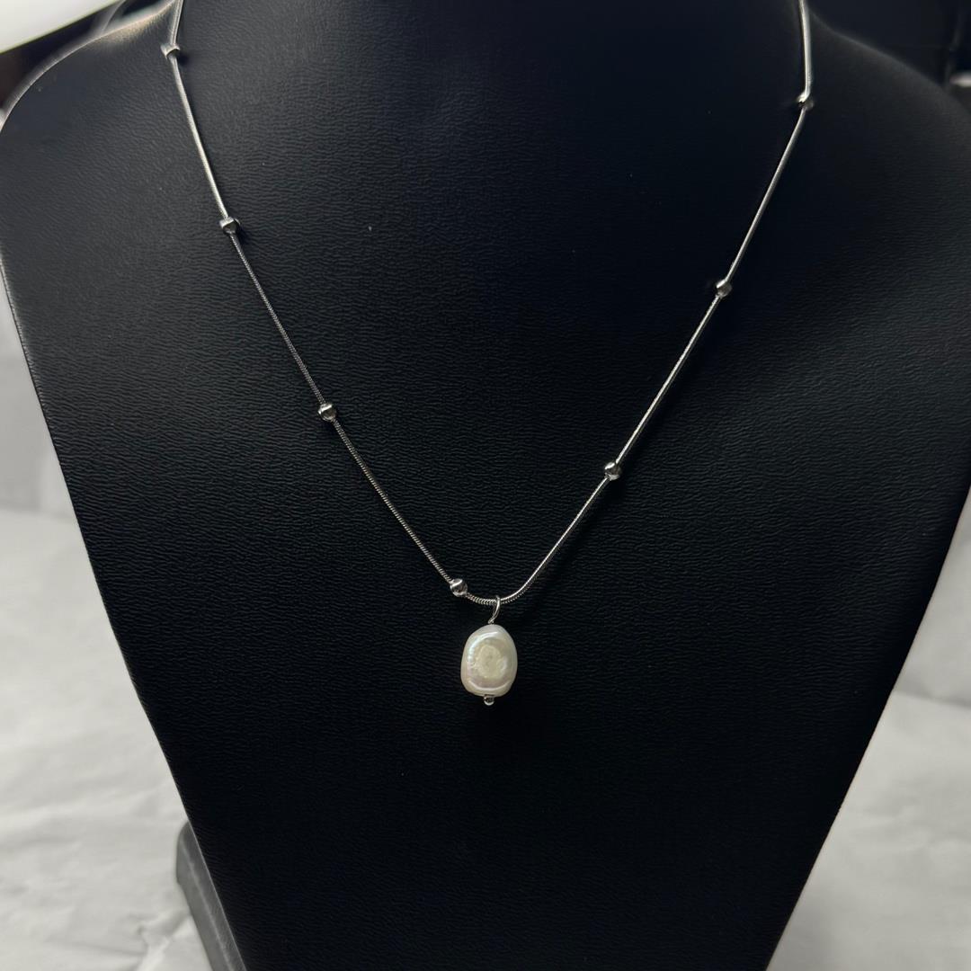 vòng cổ titan dây mì đính bi bạc charm ngọc trai hạt lựu_thumbnail_1