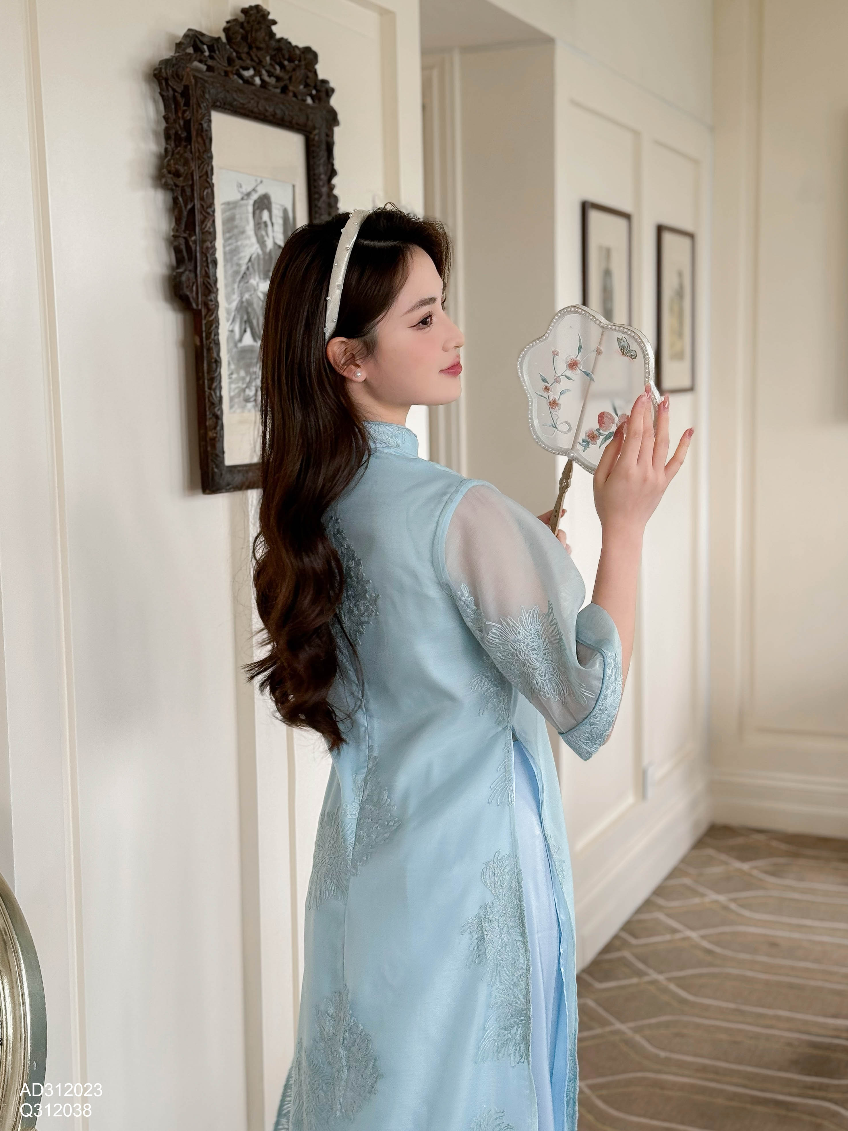 Áo dài tơ thêu hoa_thumbnail_13