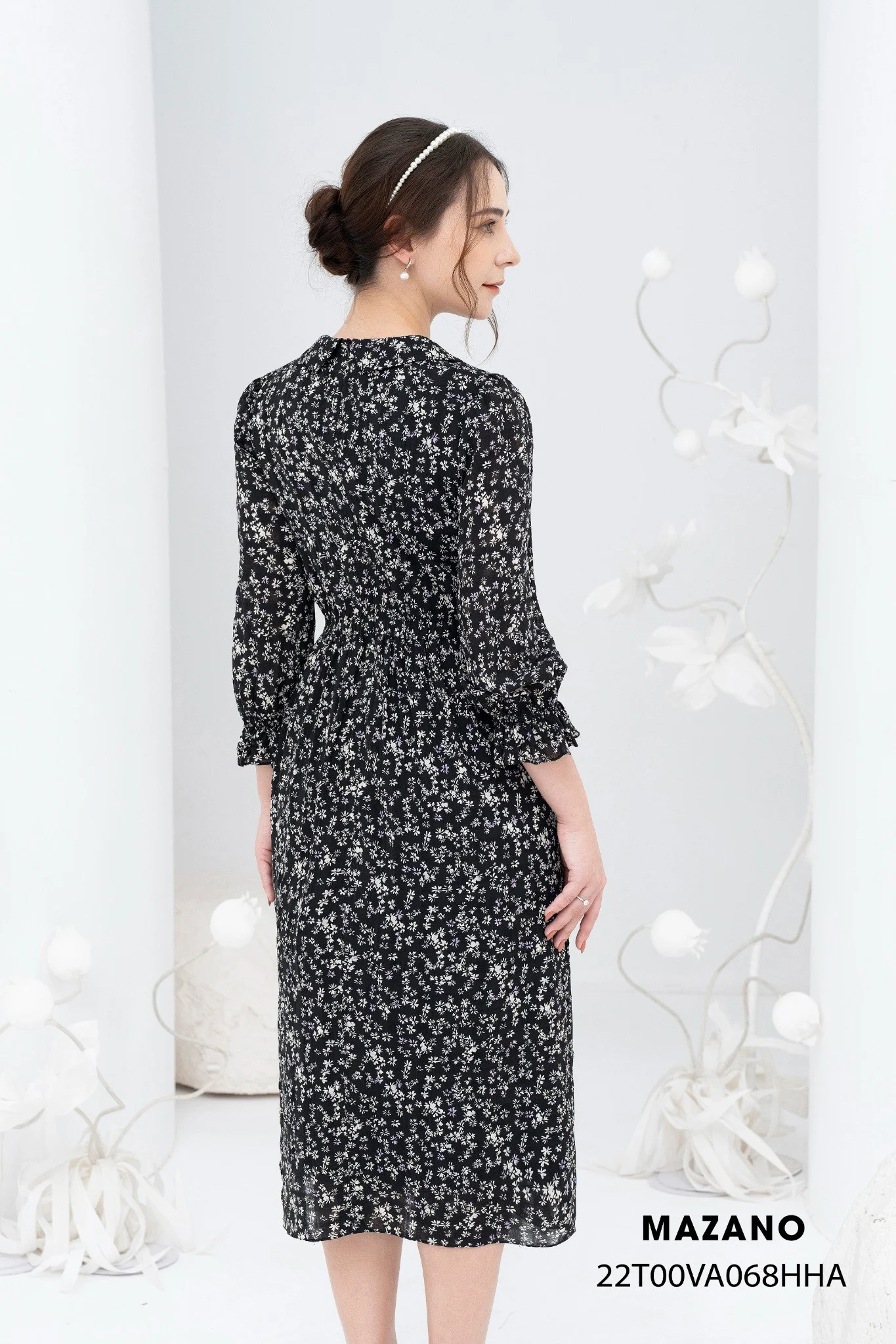 Đầm đen họa tiết bùng eo chân xòe_thumbnail_2