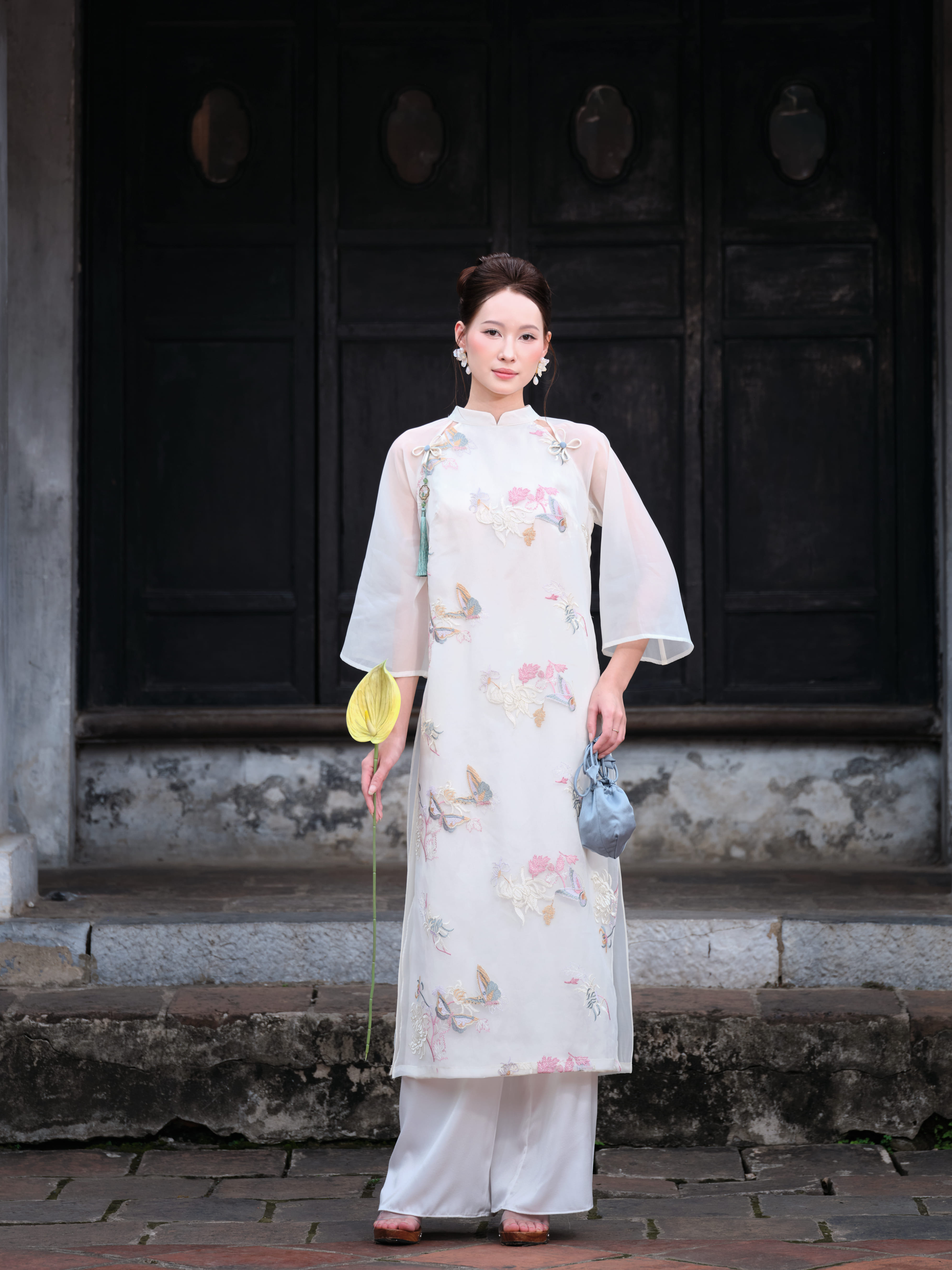 Áo dài Phụng Điệp