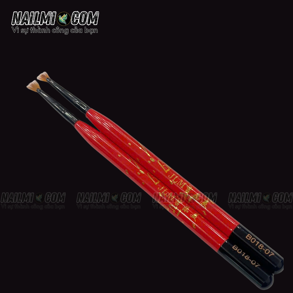 Cọ quạt xoè - rắc nhũ - cung đình - cán gỗ_thumbnail_2