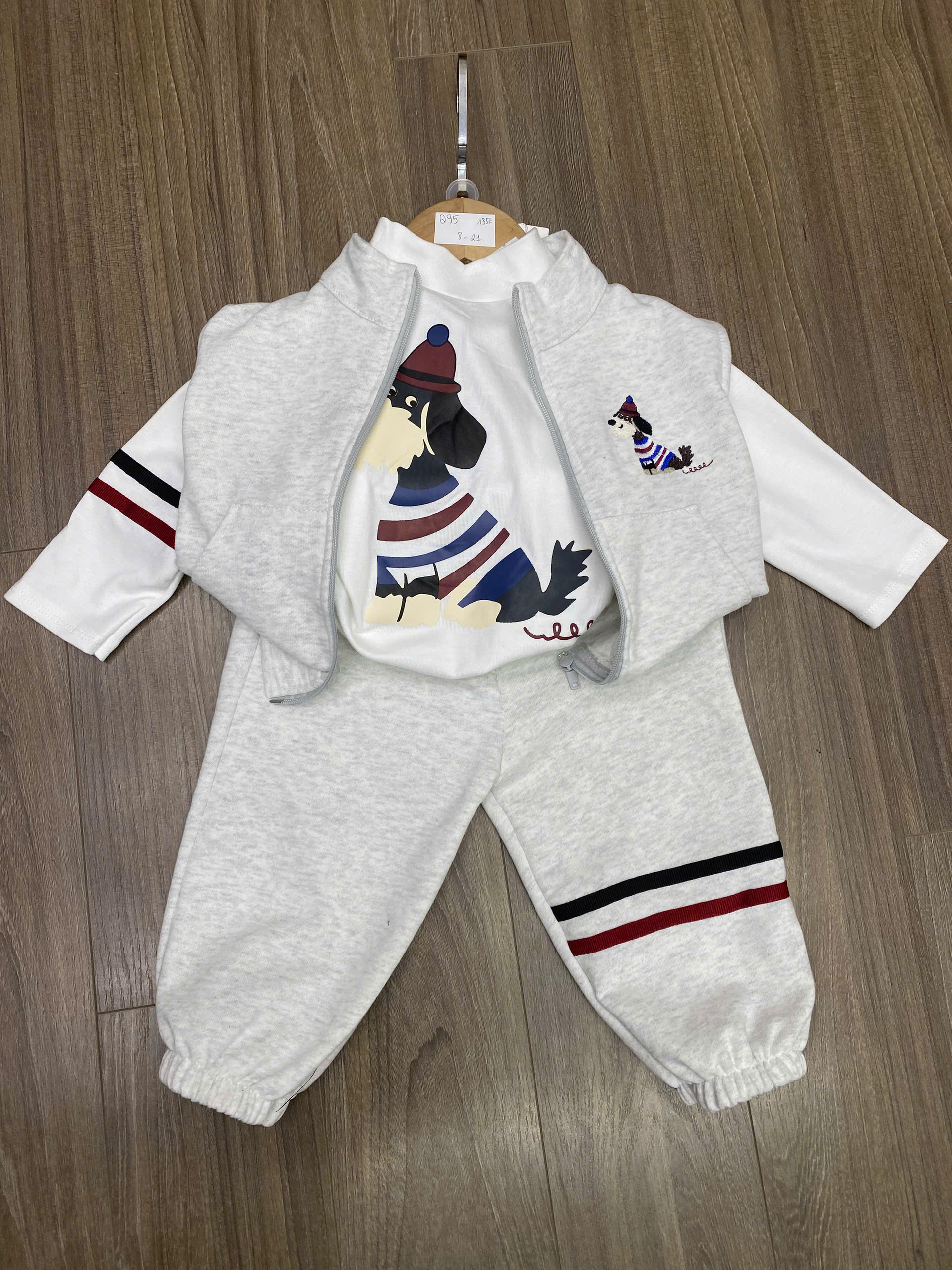 Q95 SET 3CT CHÓ ĐỘI MŨ- A112.07