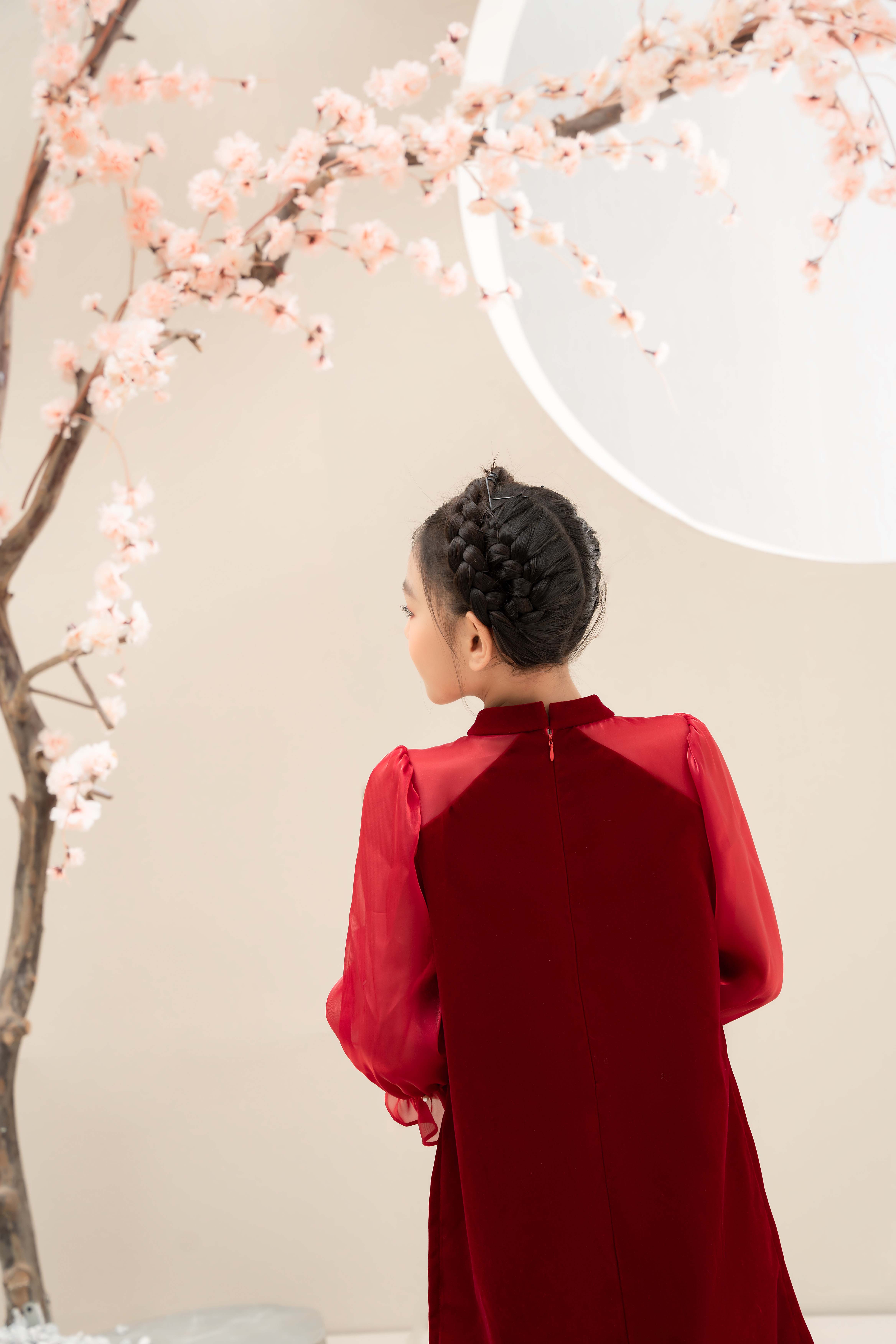 Áo dài thêu thỏ tay đính trai_thumbnail_2