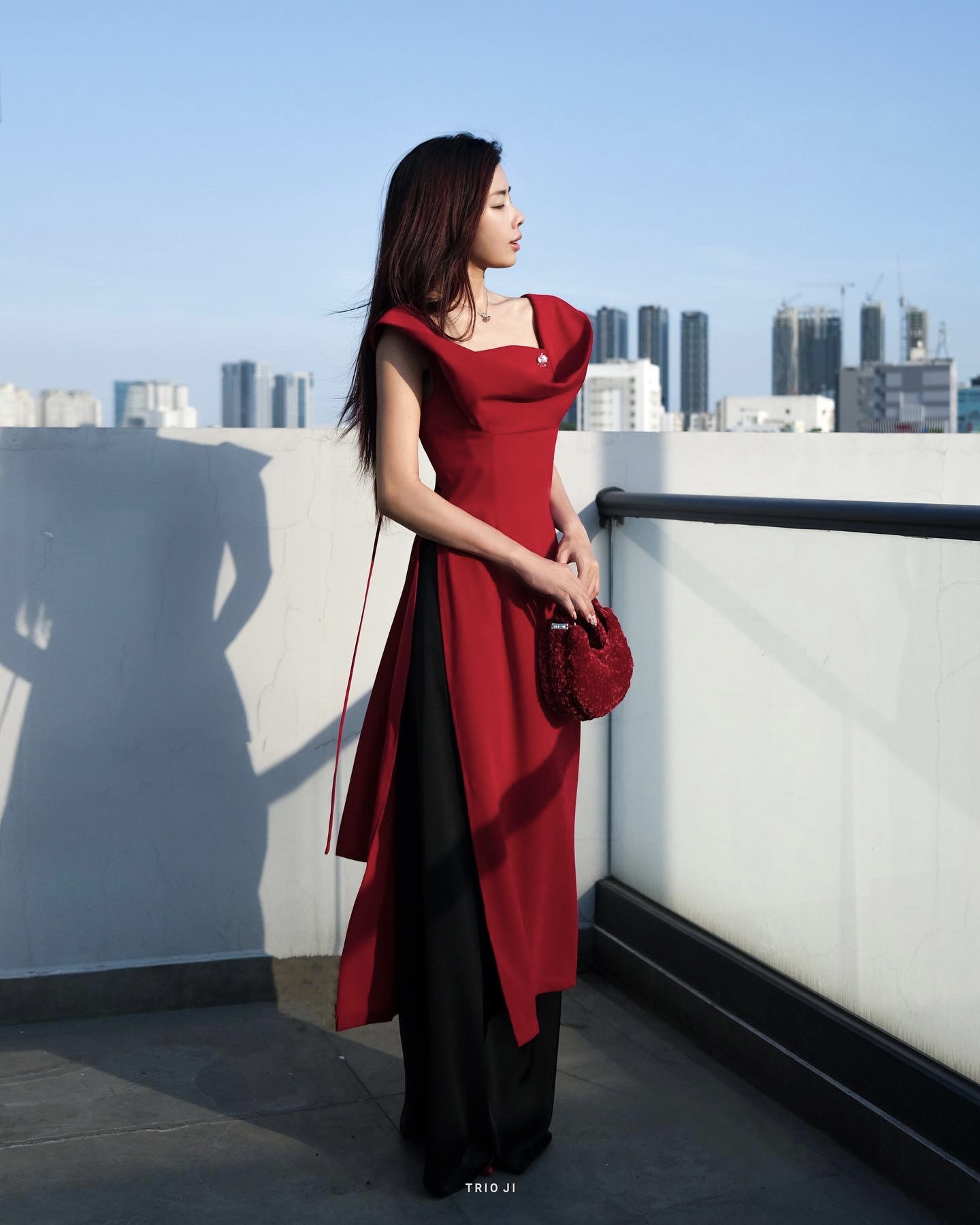 HANH VAN NHI Ao-dai_thumbnail_7