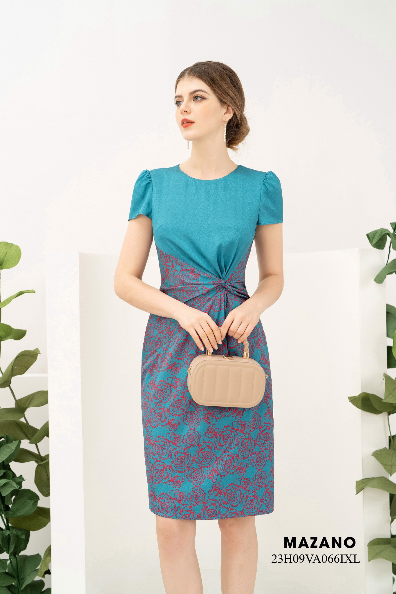 Đầm xanh xoắn eo họa tiết vân hoa hồng_thumbnail_2