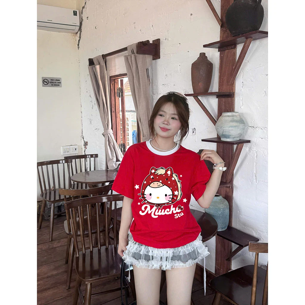 Áo thun nữ form boxy Tết Miucho thoáng mát tôn dáng Kitty phối cổ mix màu 2968_thumbnail_2