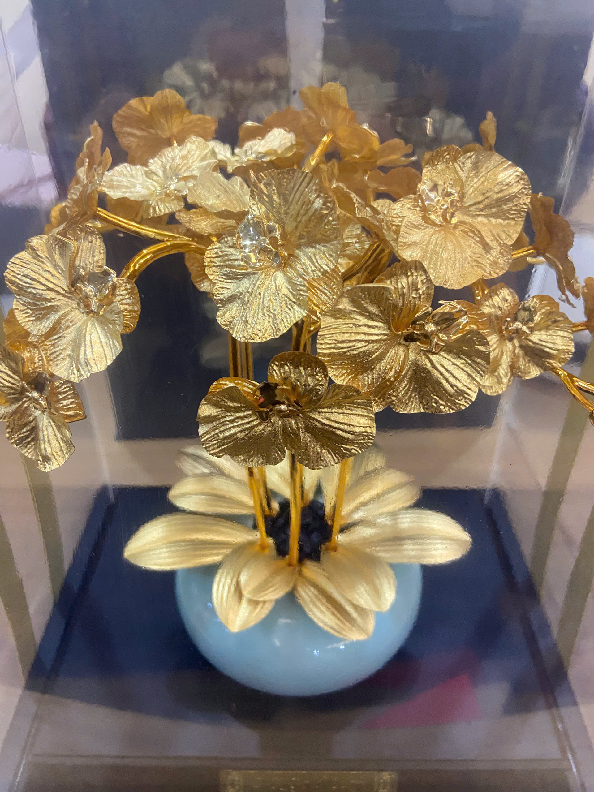 Chậu hoa lan hồ điệp dát vàng 25k KT 35CM X 29CM X 22 CM _thumbnail_3