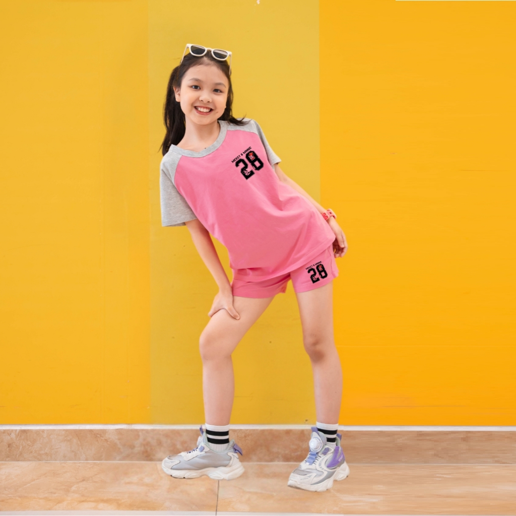 Bộ quần áo bé gái phối màu in hình số 28 -  Loza Kids FB97