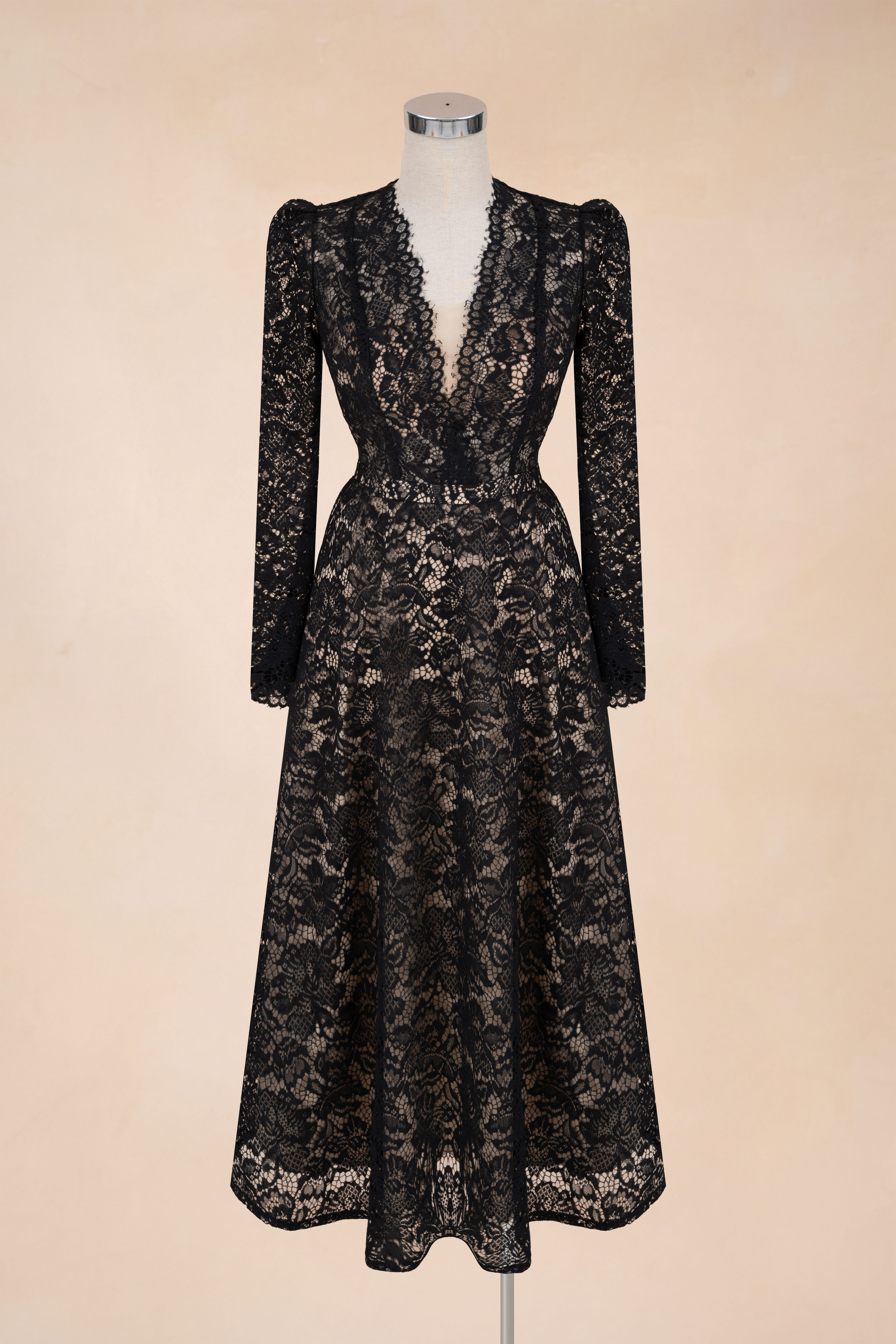 Đầm Xoè Ren Cổ V Phối Lưới Cổ_thumbnail_4