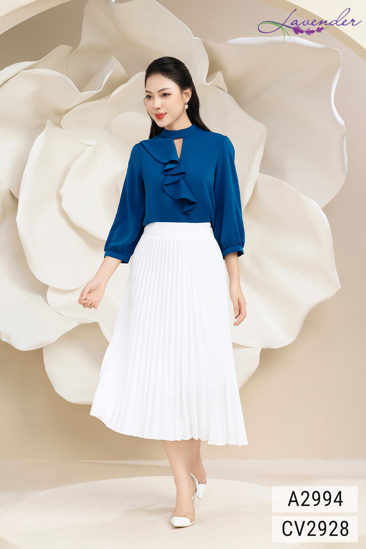 Áo sơ mi nữ công sở xanh vạt bèo cổ trụ tay lỡ A2994_thumbnail_1