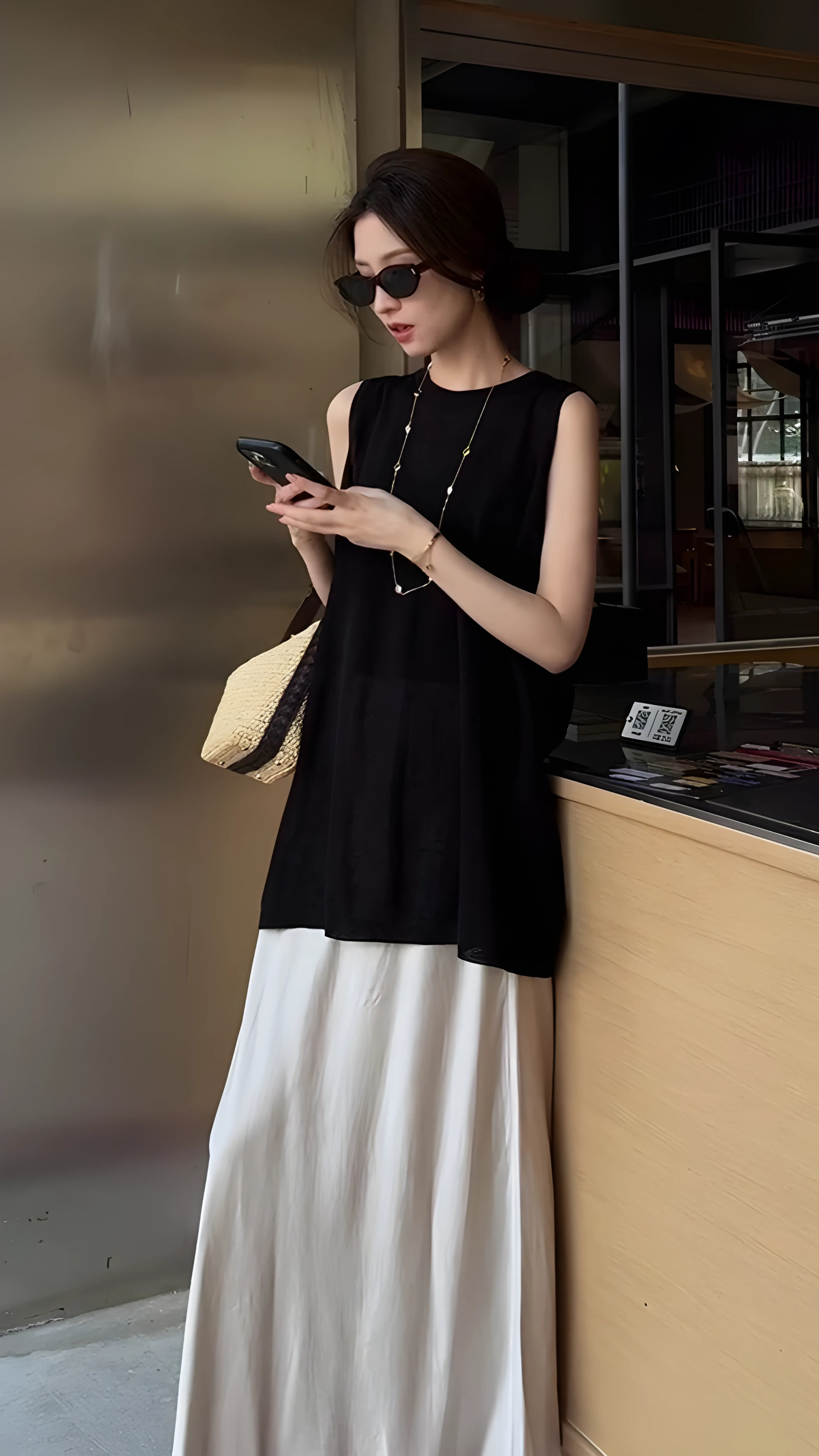 Set Áo và Chân Váy B002