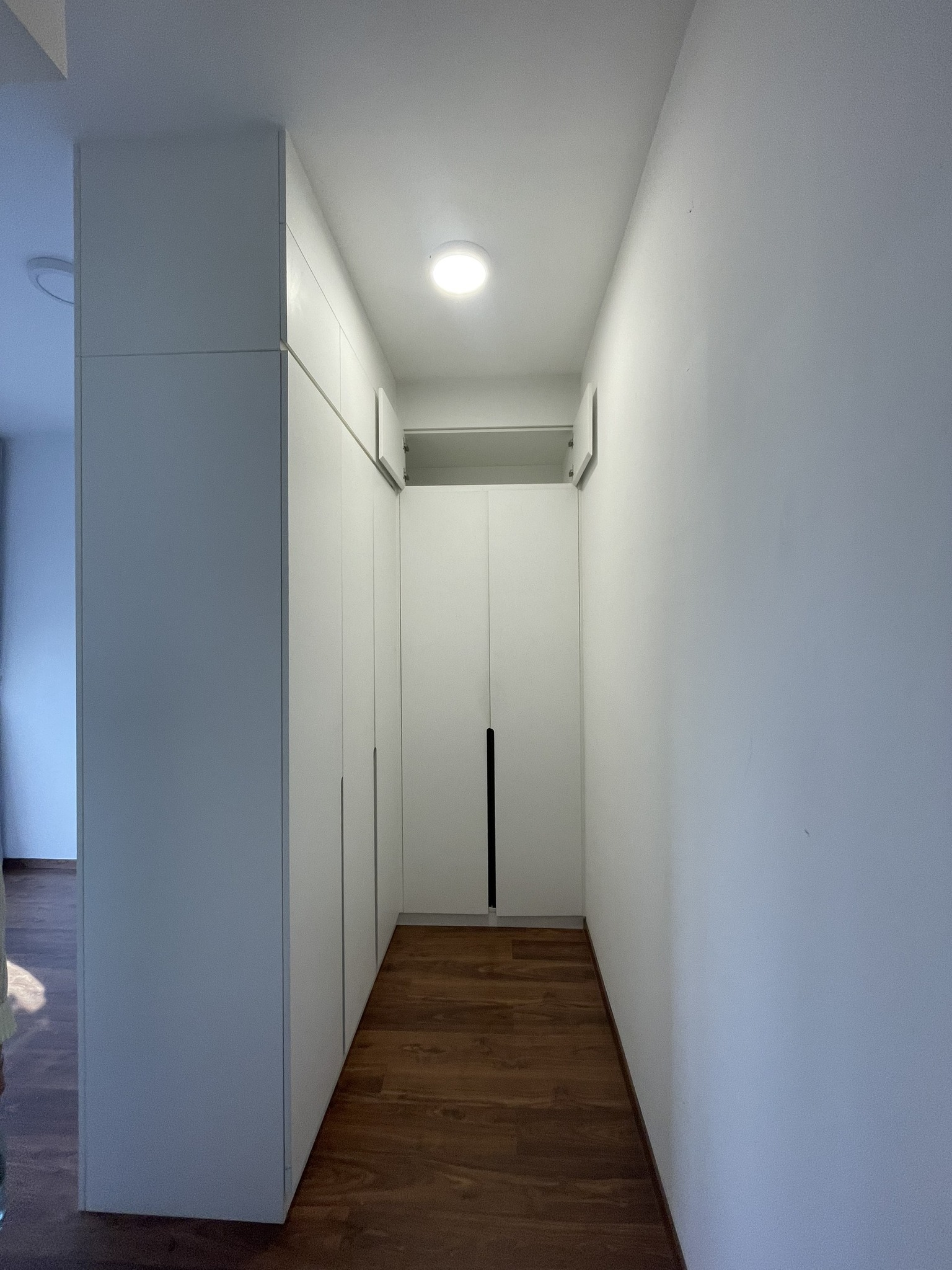 Cho thuê căn hộ 3 phòng ngủ, view sông trực diện, hướng mát cả ngày_thumbnail_6