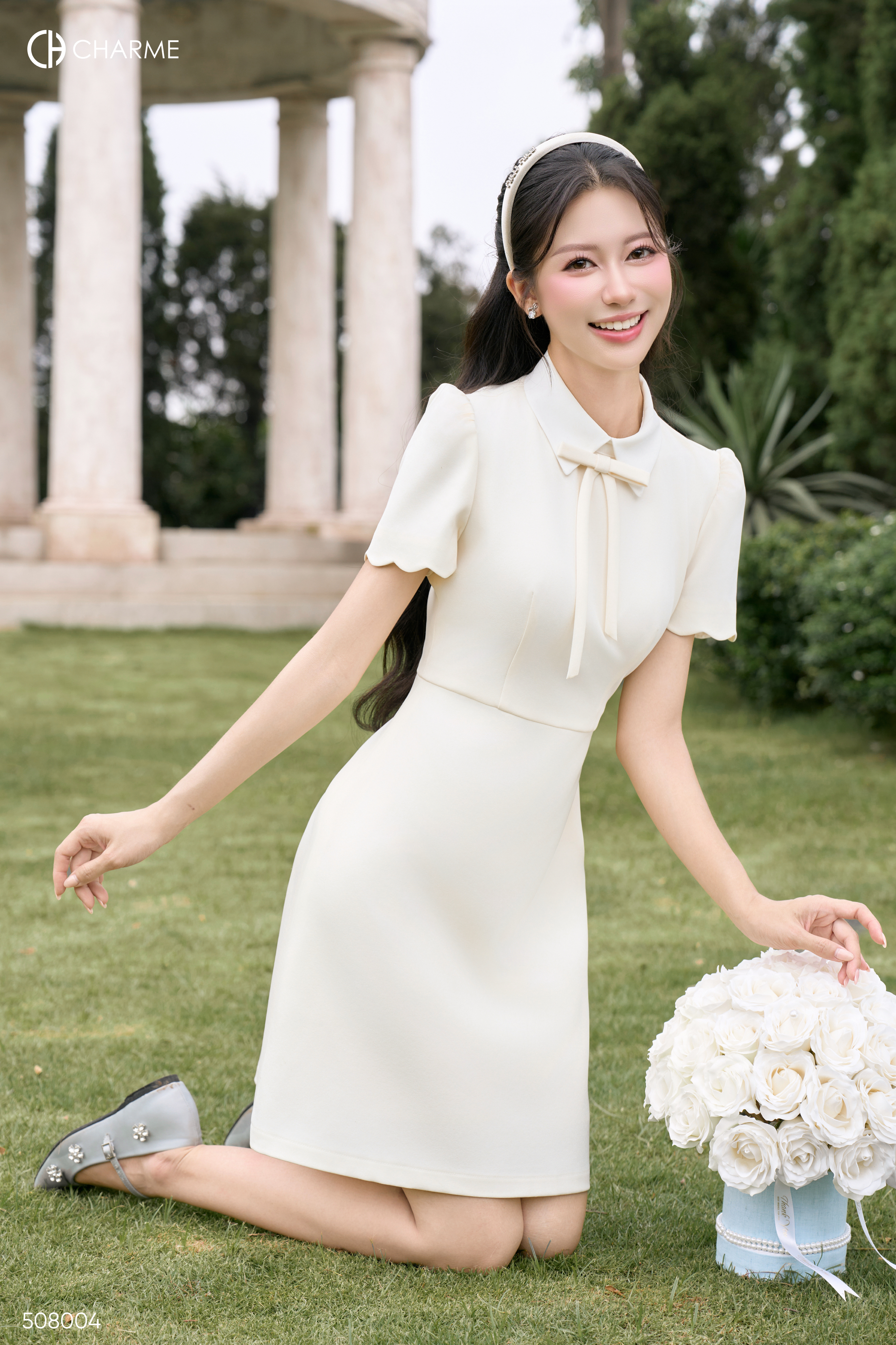 Váy cộc tay viền sóng cổ nơ_thumbnail_1