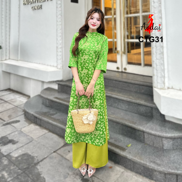 CTG31 Áo Dài Cách Tân Gấm Hoa Đào màu Xanh Cốm cổ cao 2cm tay lỡ Dáng Suông nhẹ