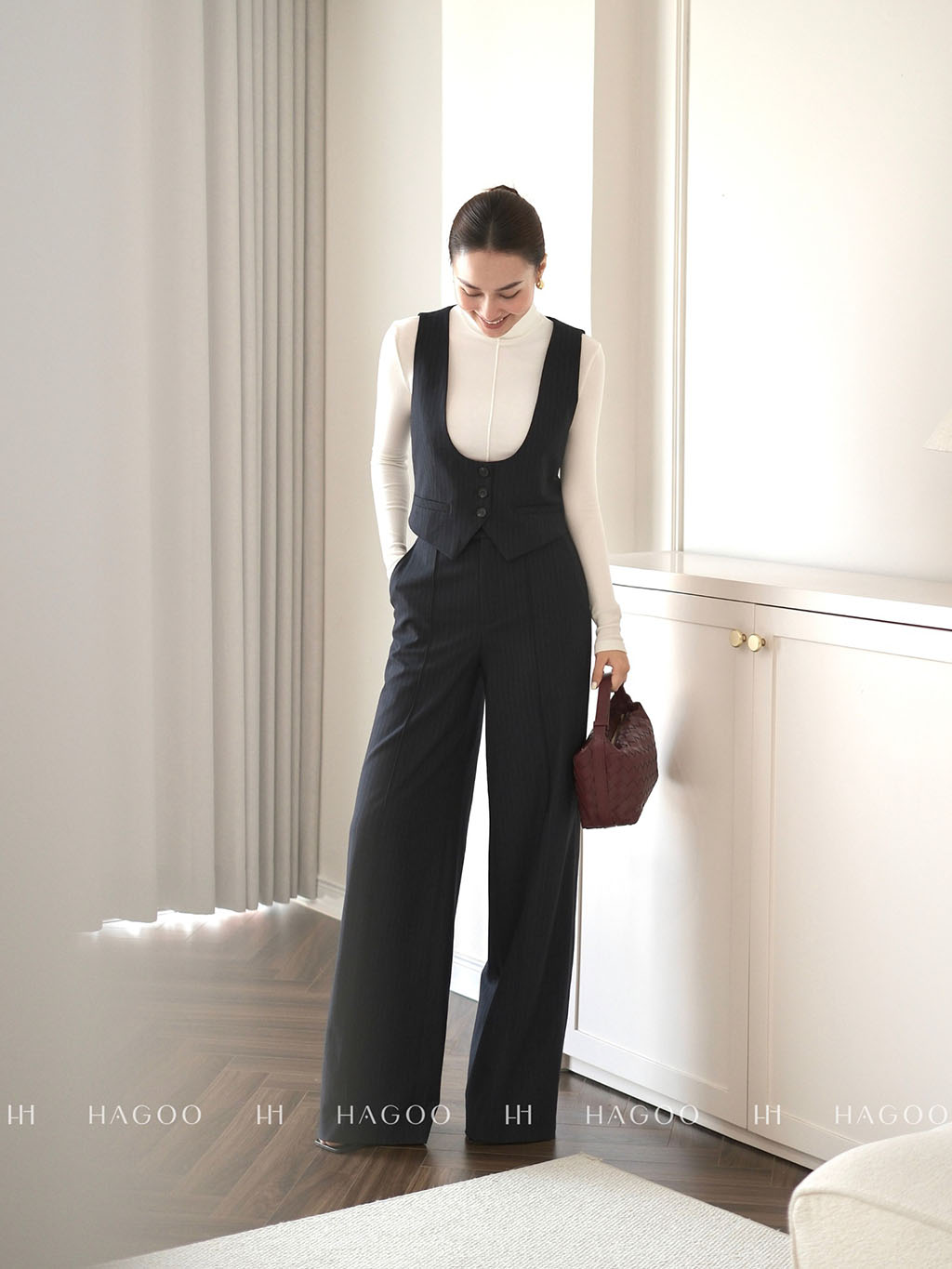 Quần suông kẻ cạp quai nhê HAGOO_thumbnail_6