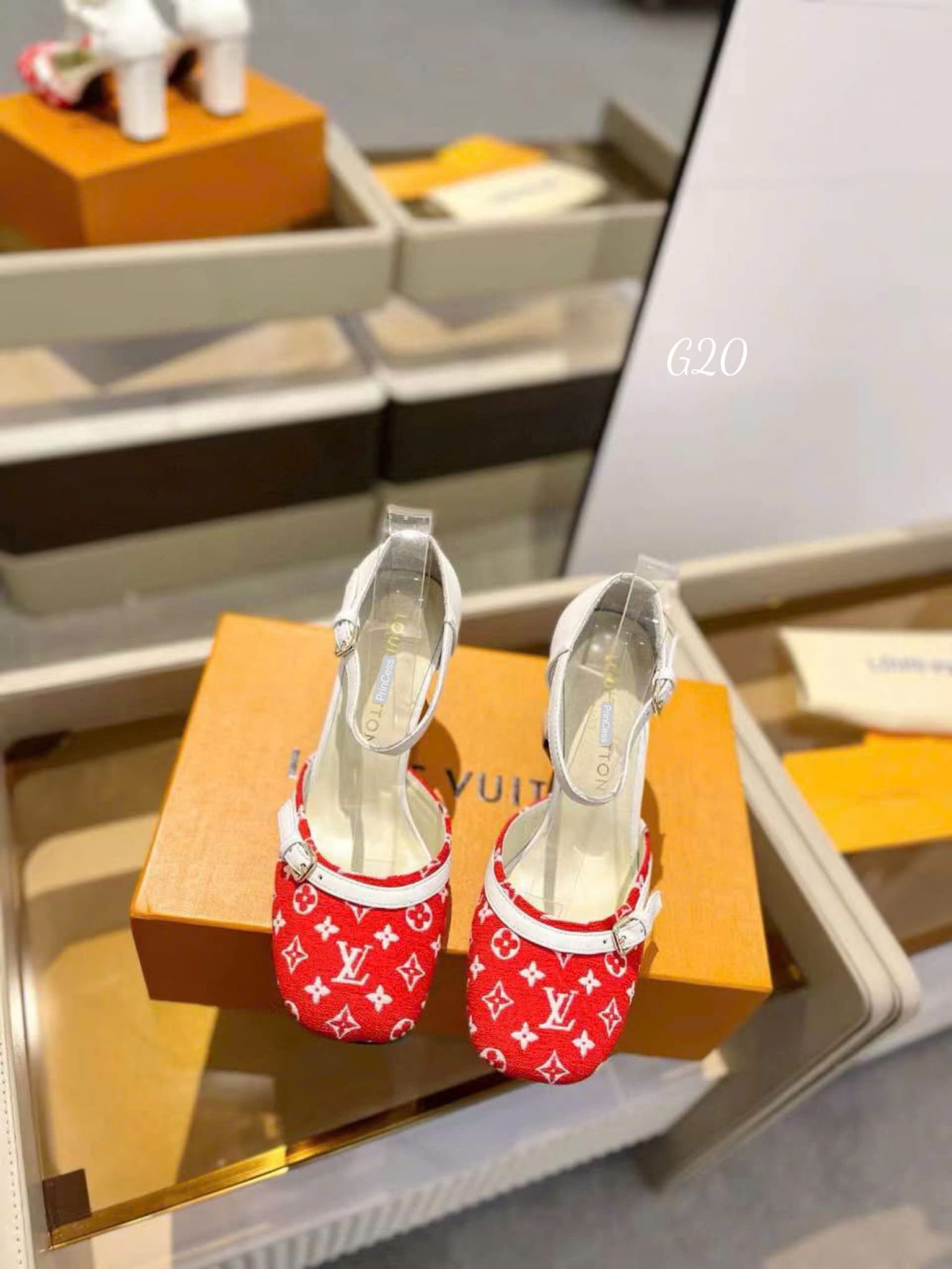 GIÀY LOUIS VUITTON_thumbnail_1