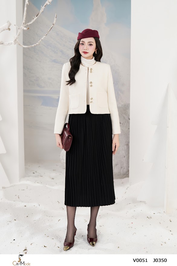 Vest cổ tròn trắng kem