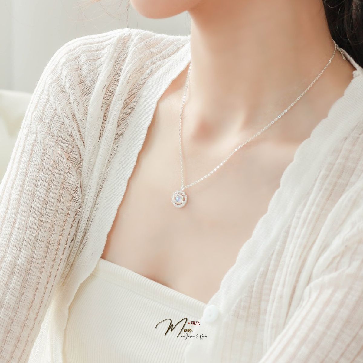 D206 - Dây chuyền ngân hà sao thổ đá moon mặt trăng_thumbnail_3