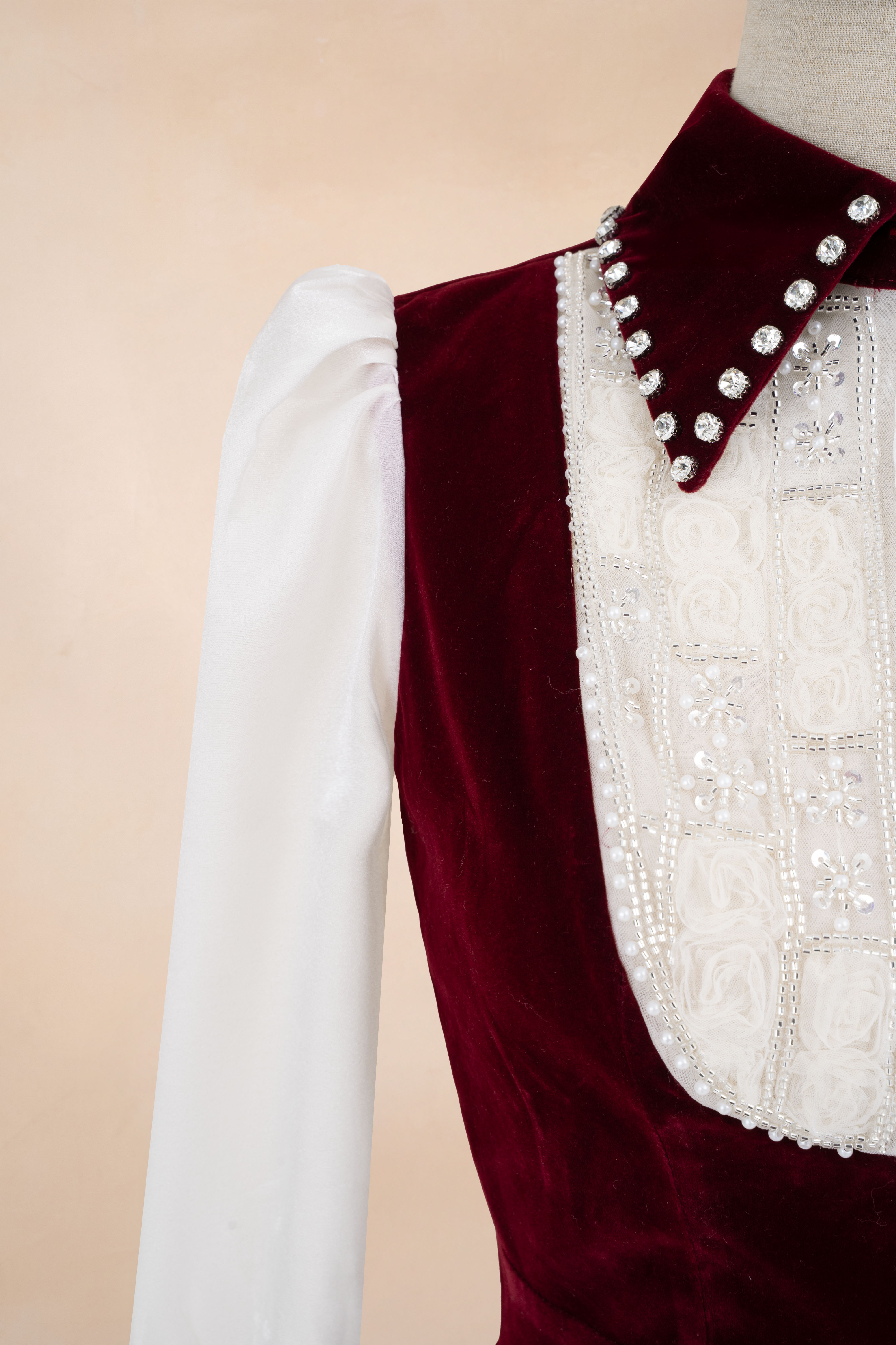 Đầm Nhung Bút Chì Đính Đá_thumbnail_3