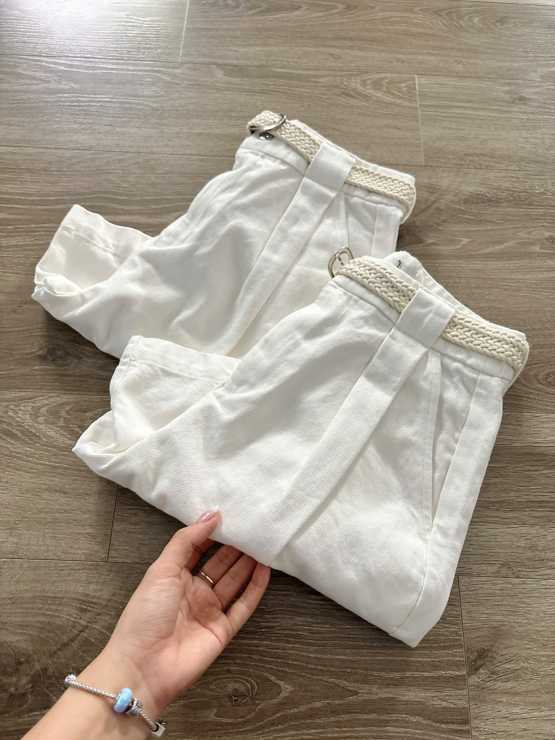 H112 QUẦN NGỐ TRẮNG ( KÈM BELT )_thumbnail_12