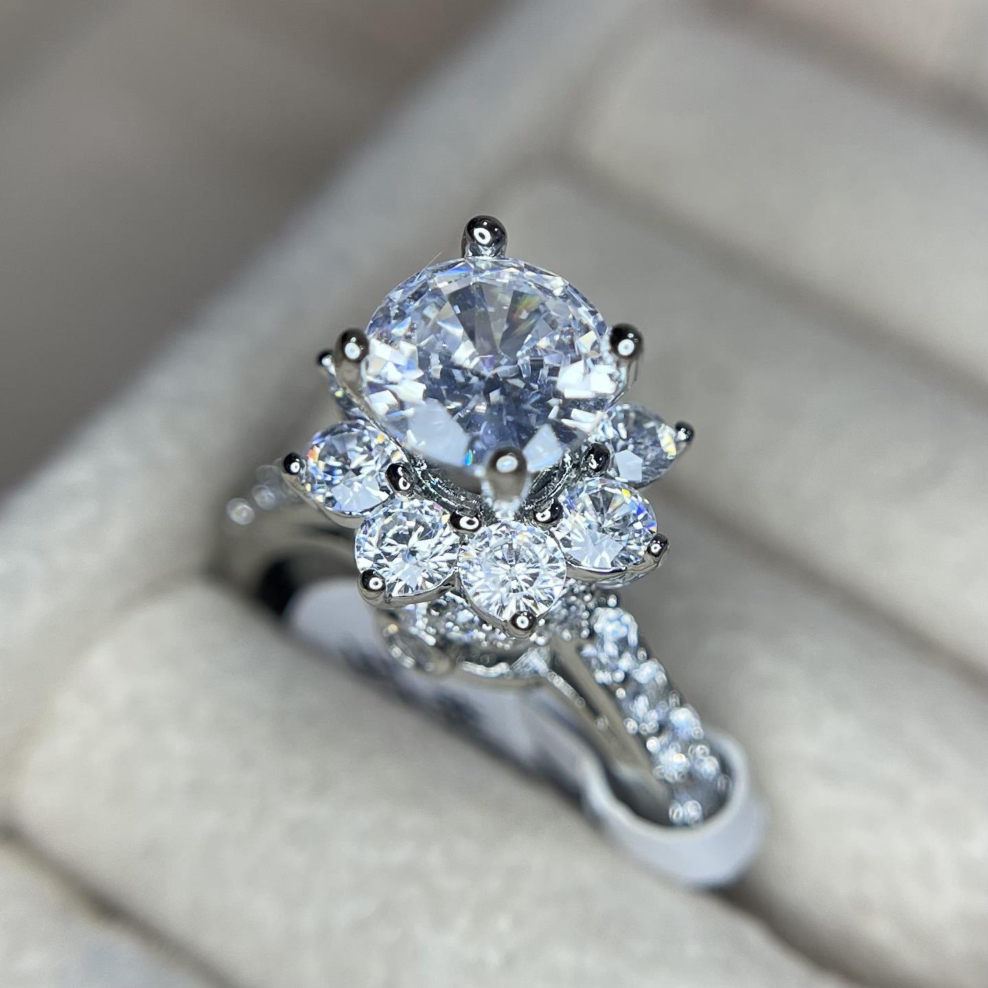 nhẫn kiểu titan kim cương 2 tầng size 7