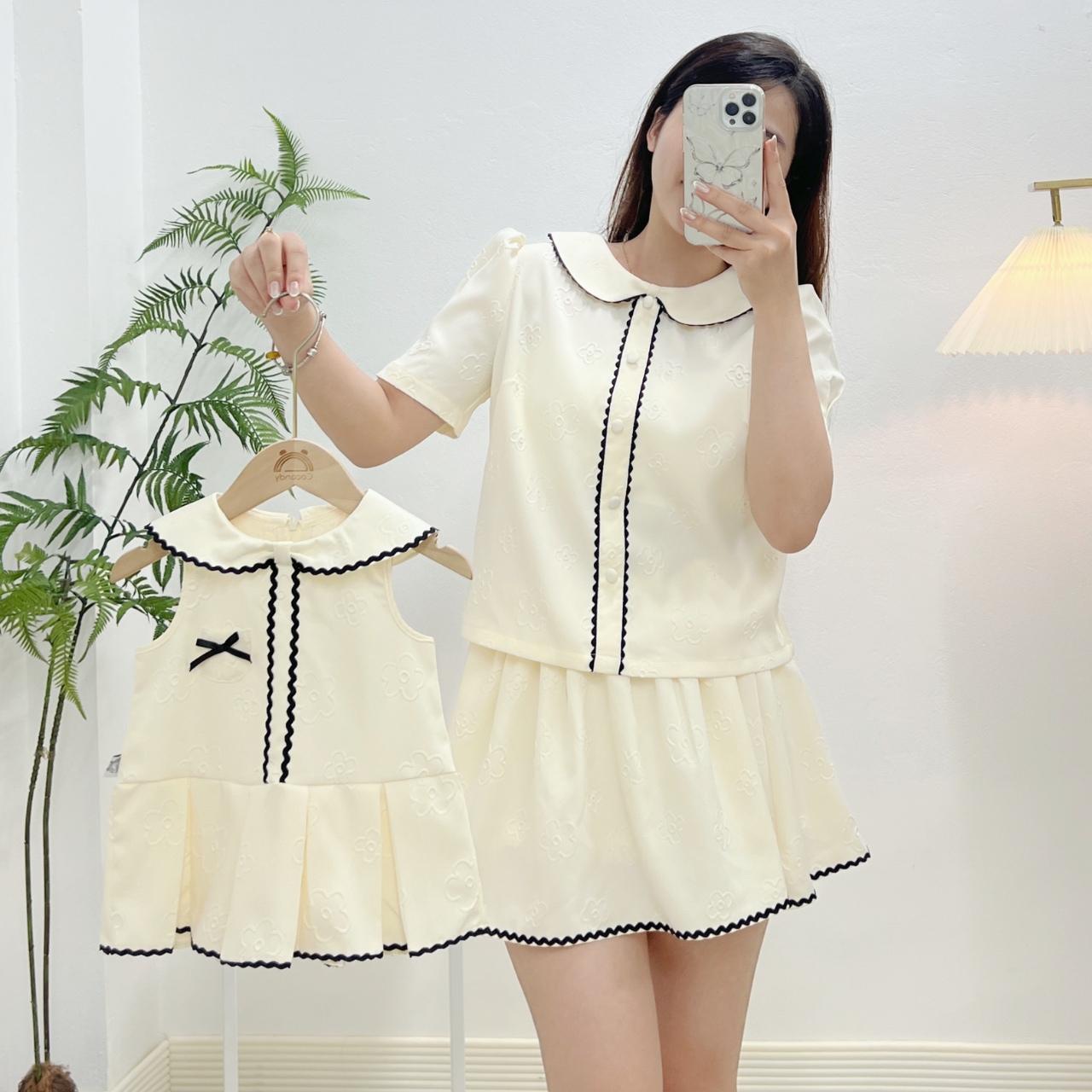 Bộ cộc BE cổ sen viền ren đen + chân váy NỮ