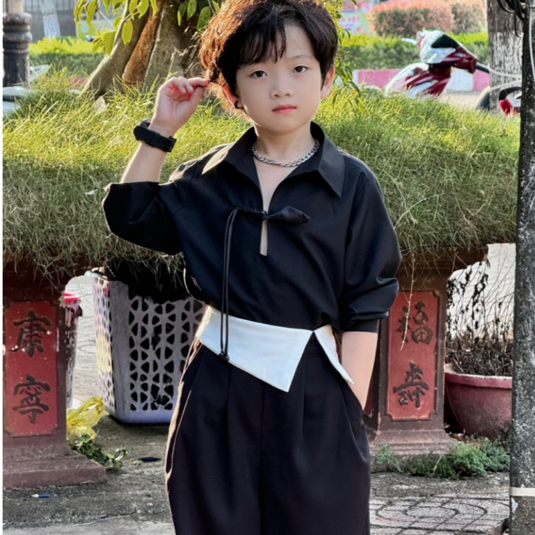 Quần Suông Đen Đai Trắng Dáng rộng, Áo Đen Cúc Tàu Cho Bé Trai._thumbnail_8