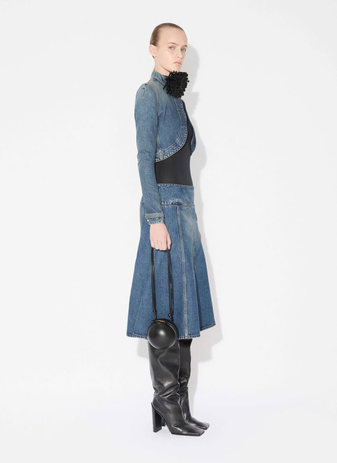 CHAN VAY THEORLAT_thumbnail_16