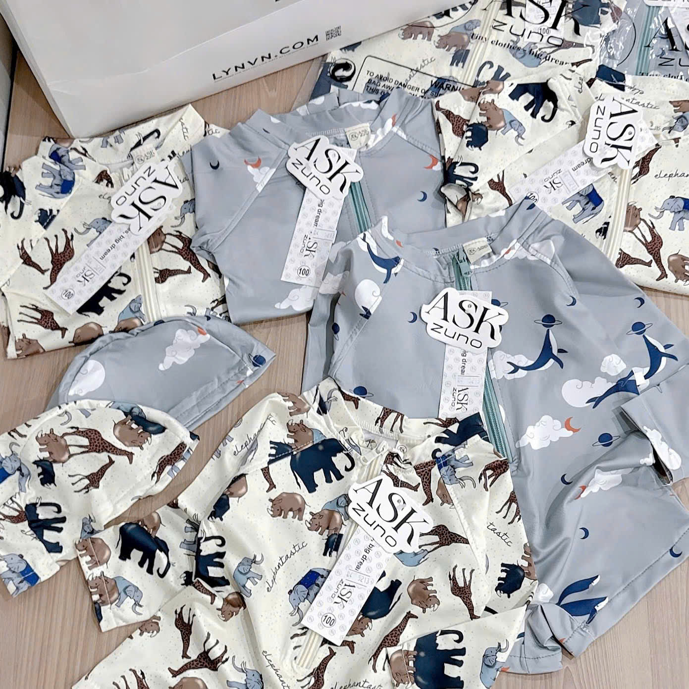 A70 BỘ ĐỒ BƠI KHOÁ KÉO KÈM MŨ- A207.3_thumbnail_1