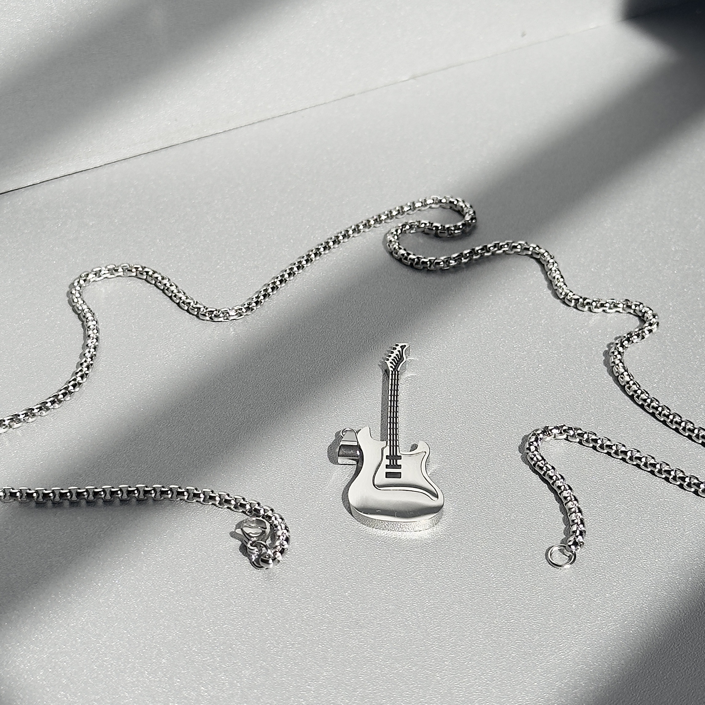 Dây chuyền Guitar_thumbnail_3