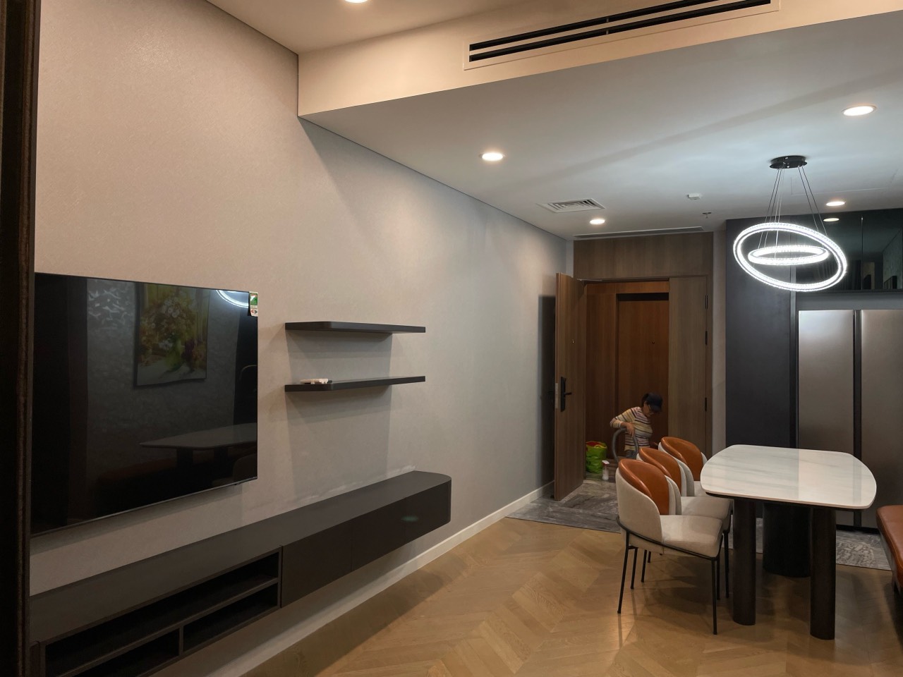 Tin chính chủ - bùng nổ giỏ hàng cho thuê căn 2PN Lumiere Riverside, tầng đẹp view đỉnh_thumbnail_5