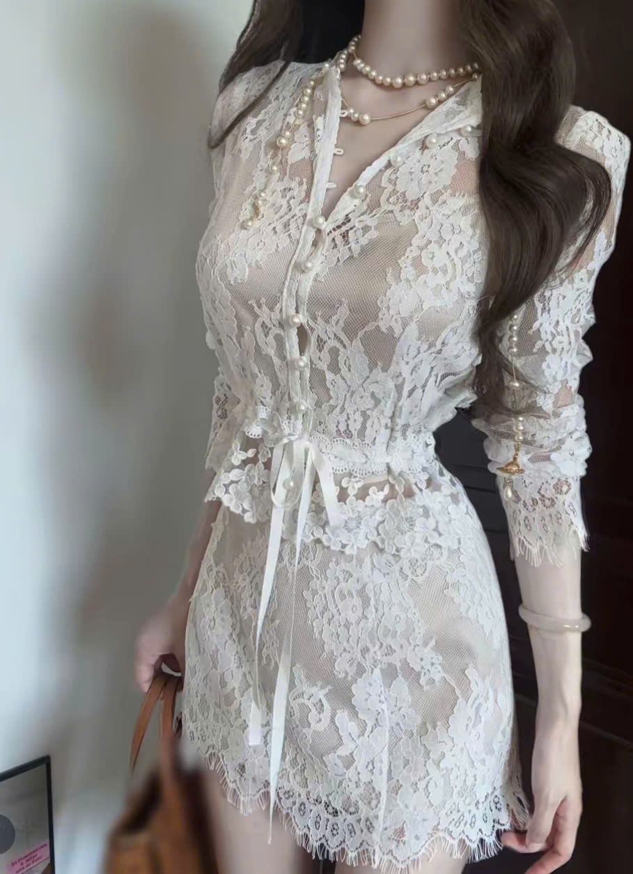 REN THANH LỊCH