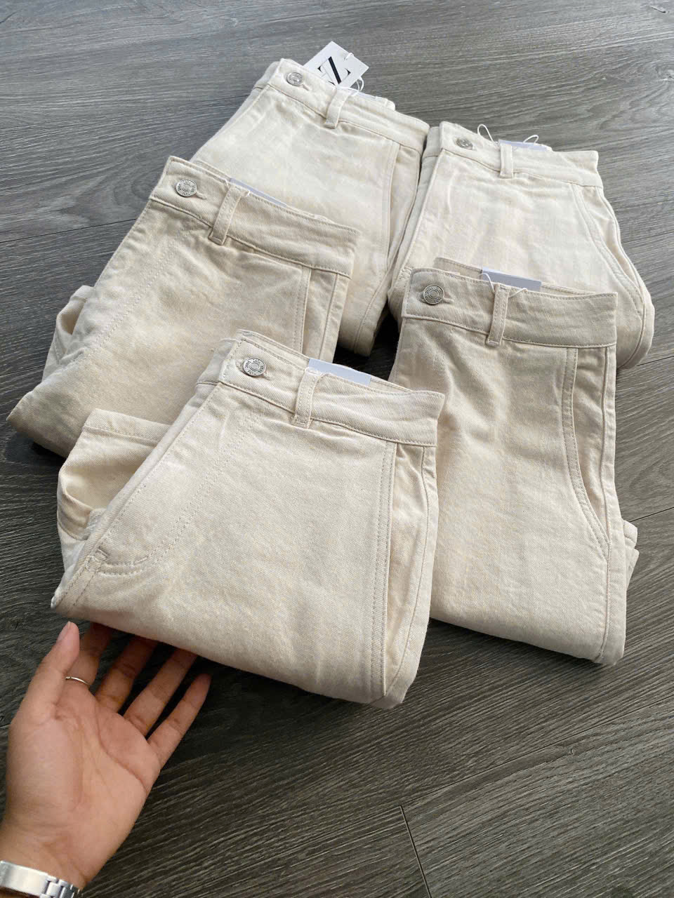 SALE Q965 QUẦN SHORT KEM_thumbnail_7