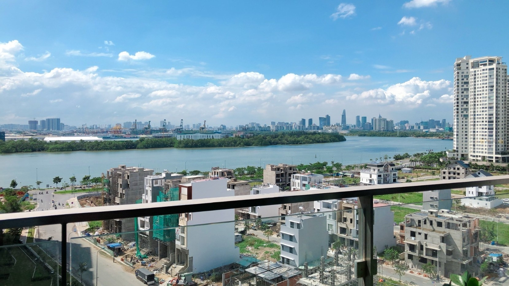 Bán nhanh căn hộ 2 phòng ngủ One Verandah, view sông SG, trực diện sông, ngắm pháo hoa đẹp - View vĩnh viễn_thumbnail_6