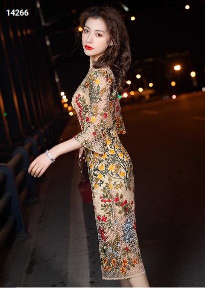 14266-Đầm body ren hoa 3D tay loe cách điệu_thumbnail_4