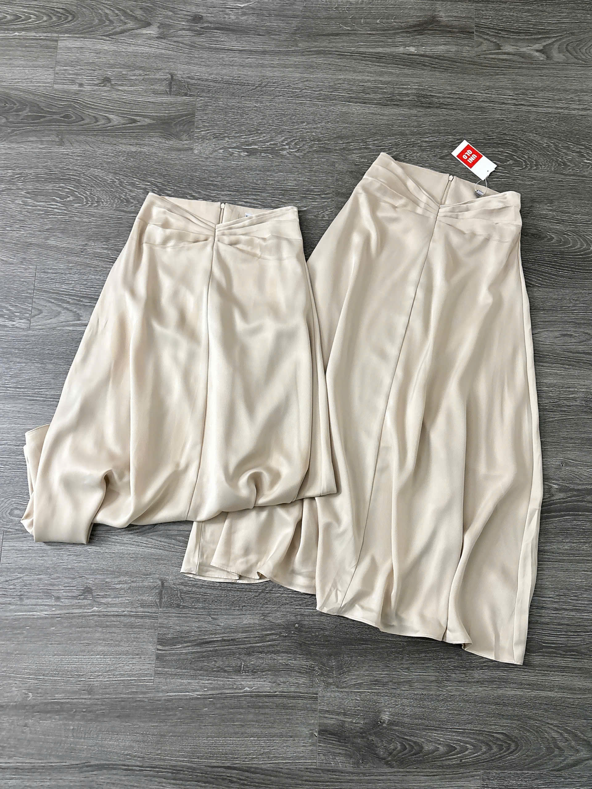 C94 CHÂN VÁY LỤA KEM_thumbnail_5