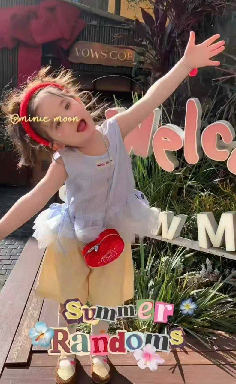 C165 - Quần vàng dáng A hãng Minie Moon (Sz90-130)