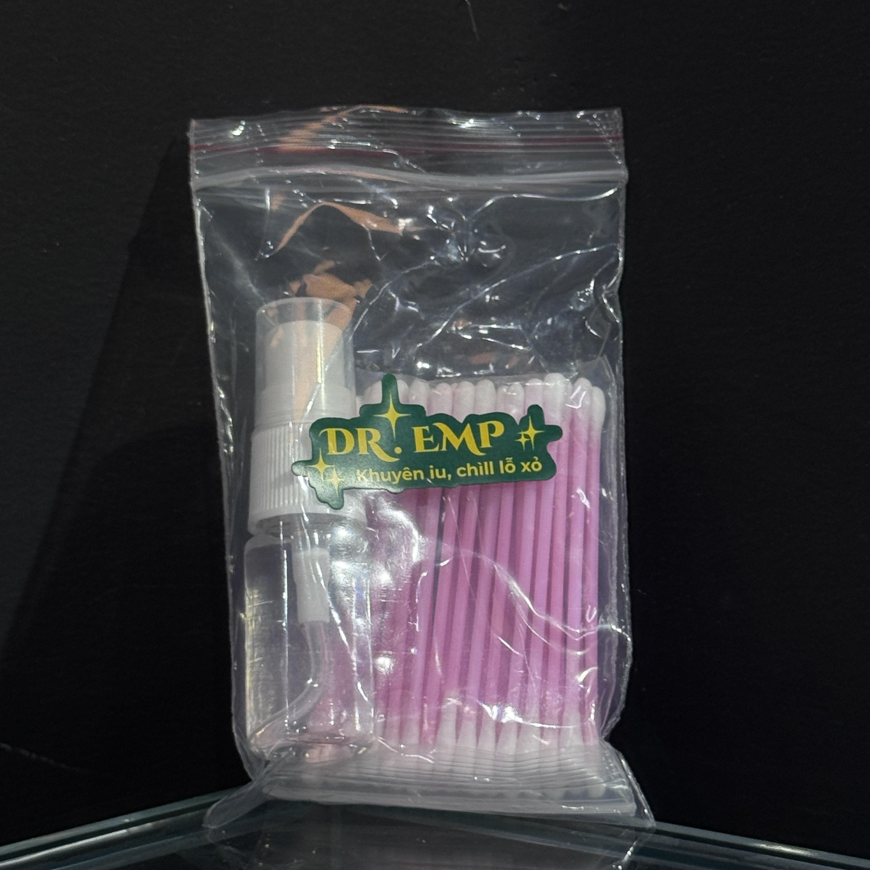 Bộ vệ sinh bình xịt sương.