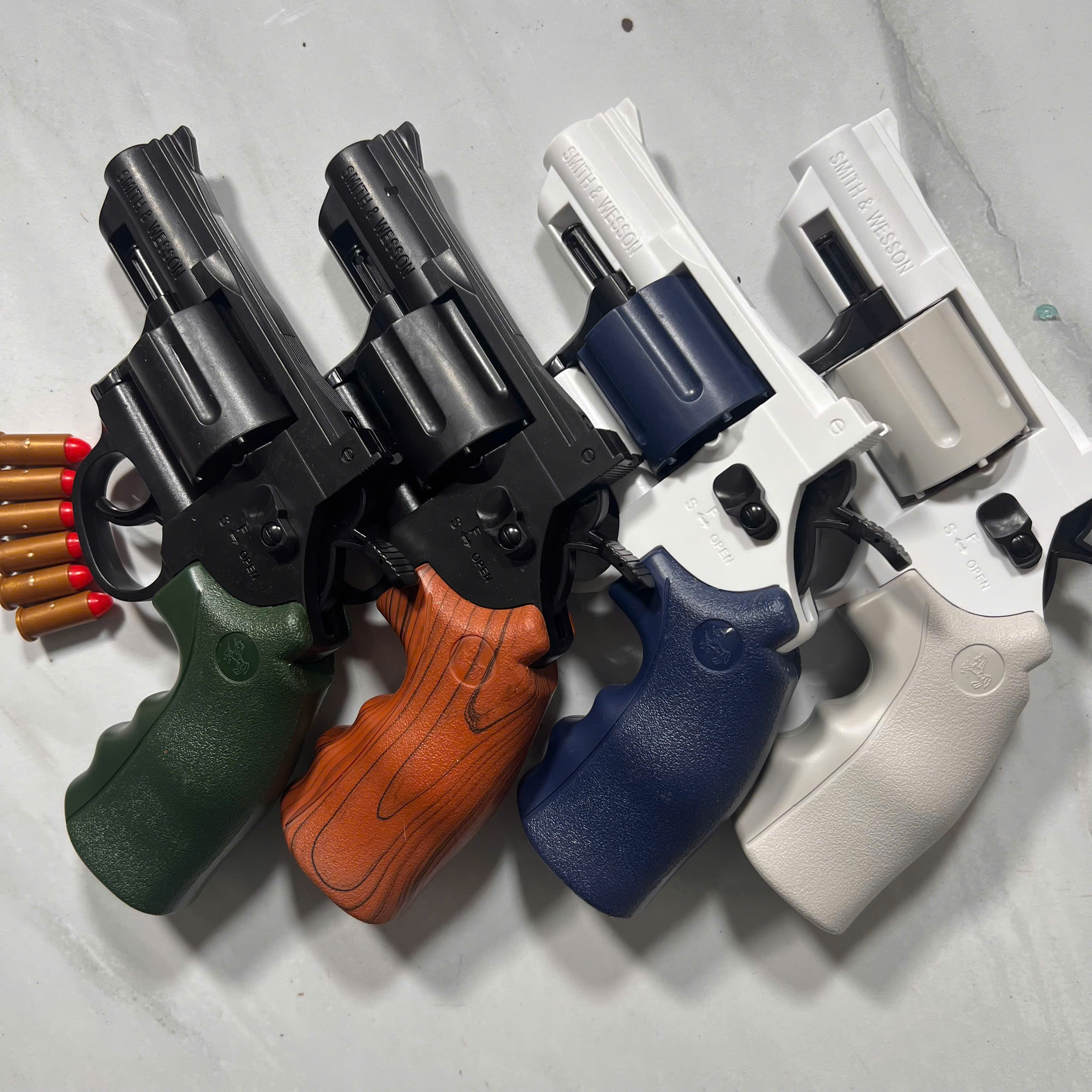 Đồ chơi 𝐒𝐮́𝐧𝐠 𝐋𝐮̣𝐜 𝐨̂̉ 𝐪𝐮𝐚𝐲 𝐂𝐨𝐥𝐭 𝐙𝐏𝟓 Size 19cm_thumbnail_3