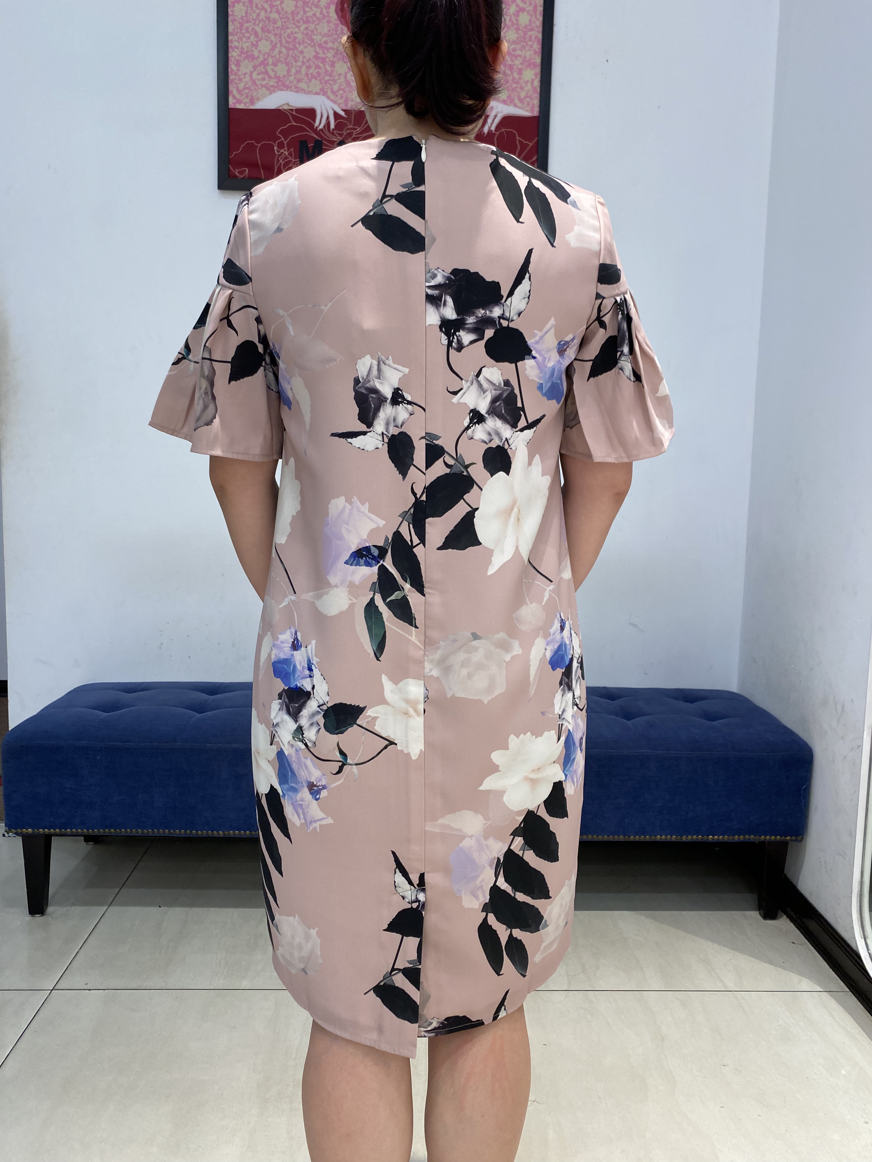 Váy họa tiết tay cách điệu_thumbnail_3