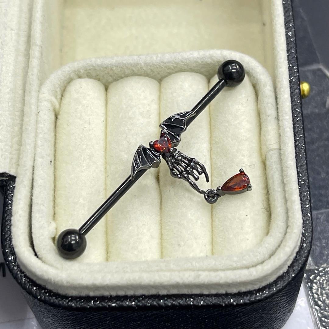 indus kiểu dơi đen rơi đá đỏ_thumbnail_3